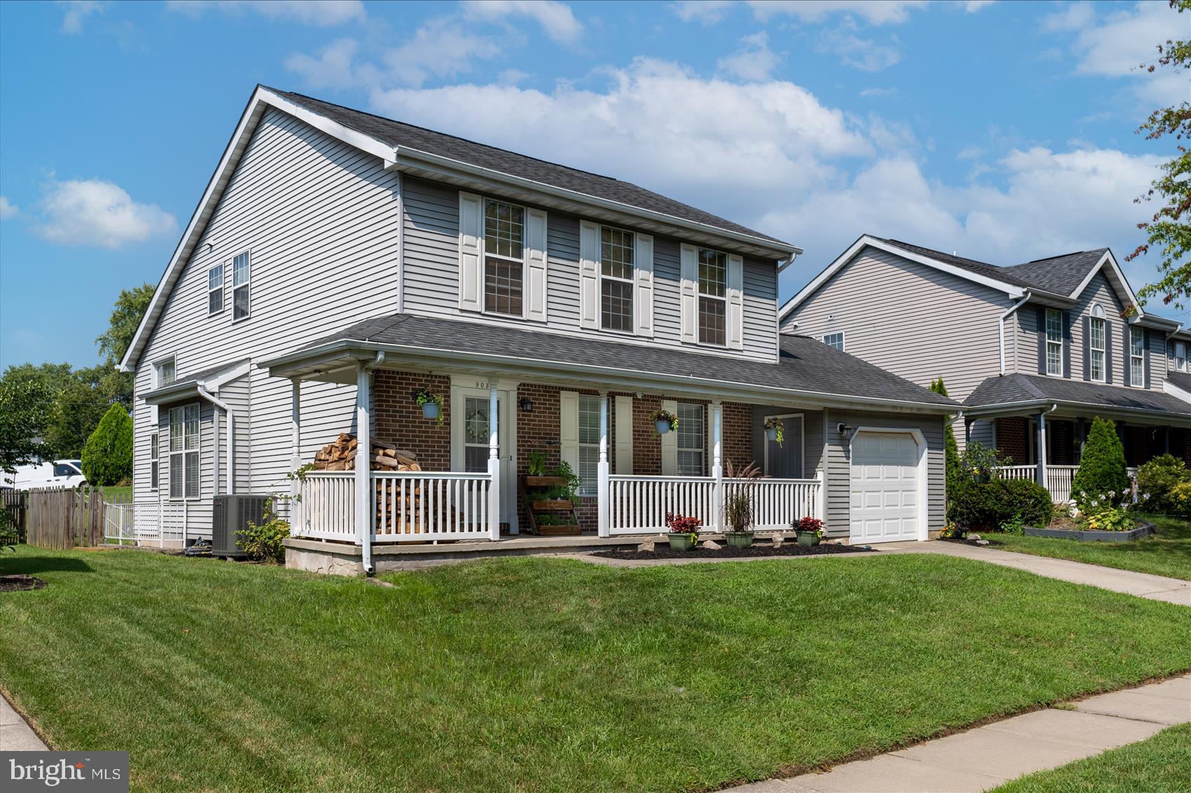 BROOKHURST - Residential