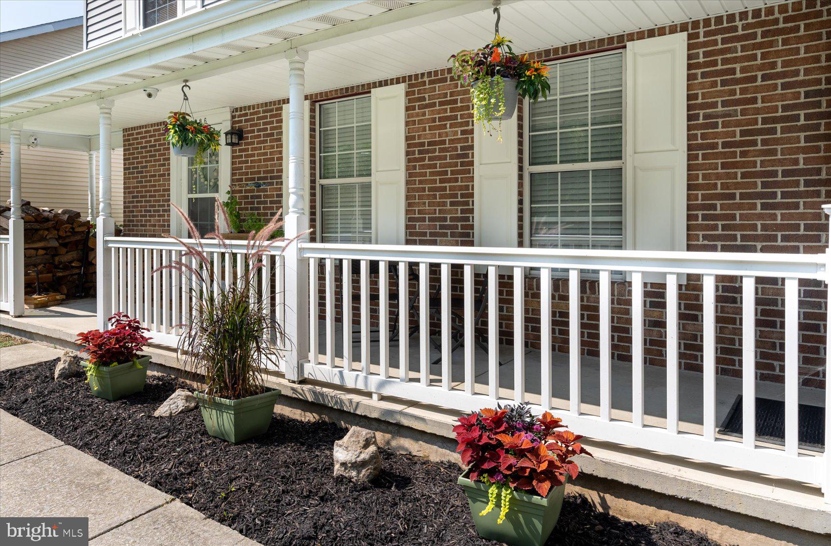 BROOKHURST - Residential