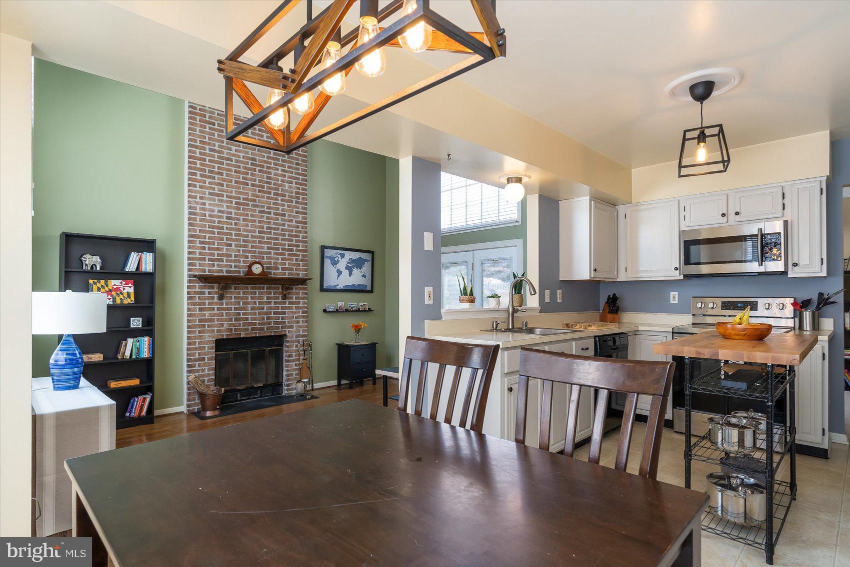 BROOKHURST - Residential