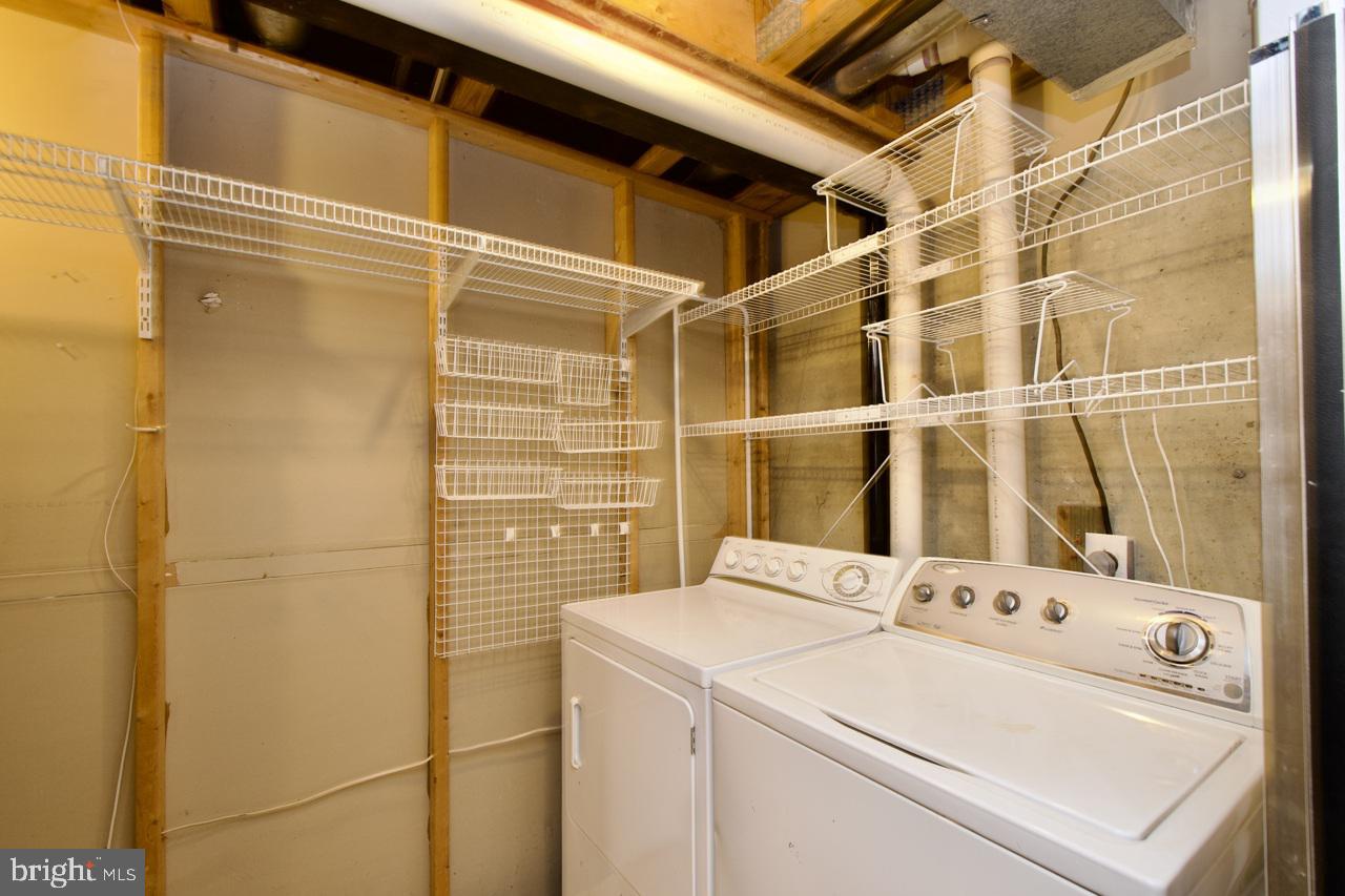 KINGSTOWNE - Residential