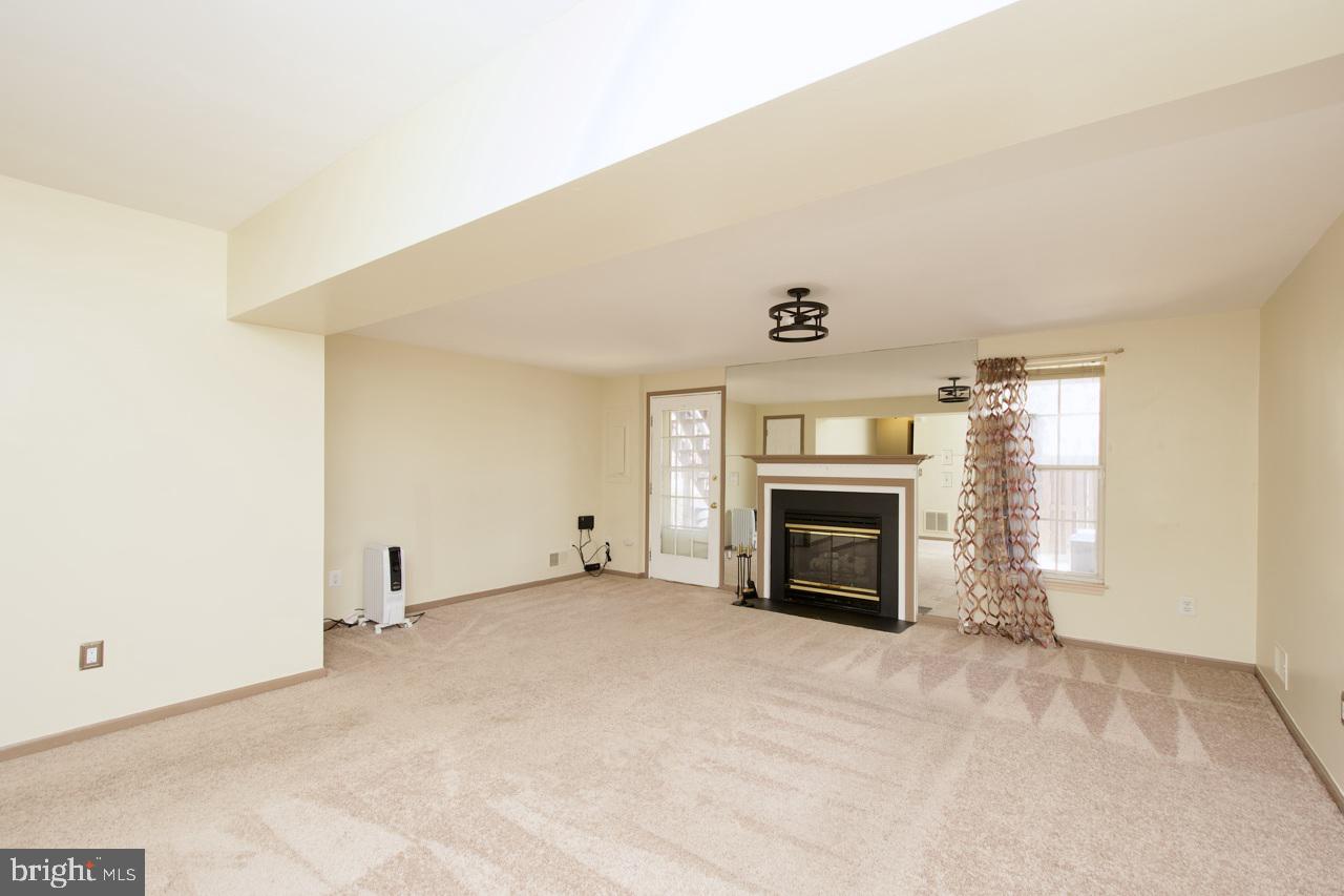 KINGSTOWNE - Residential