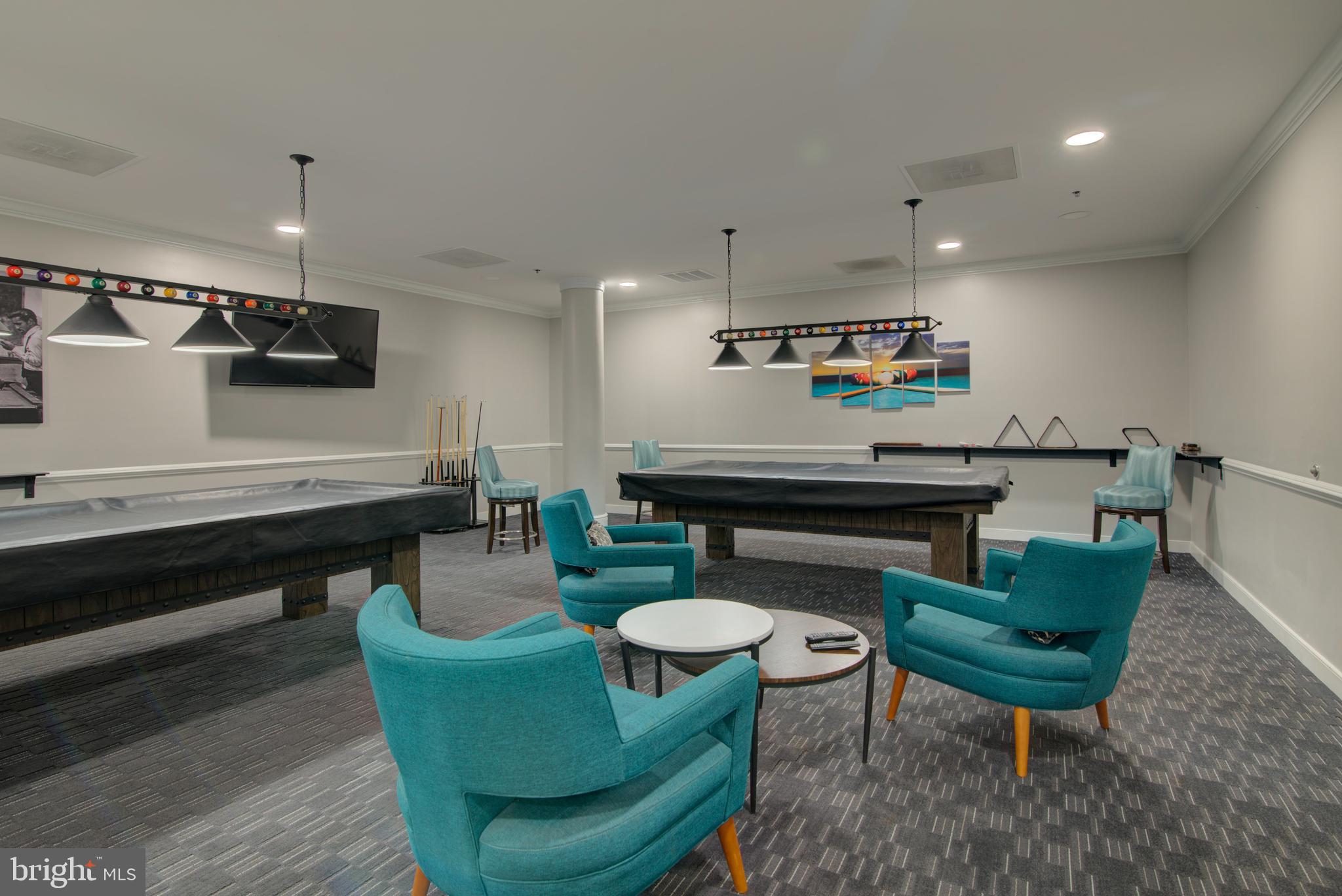 LANSDOWNE WOODS - Residential