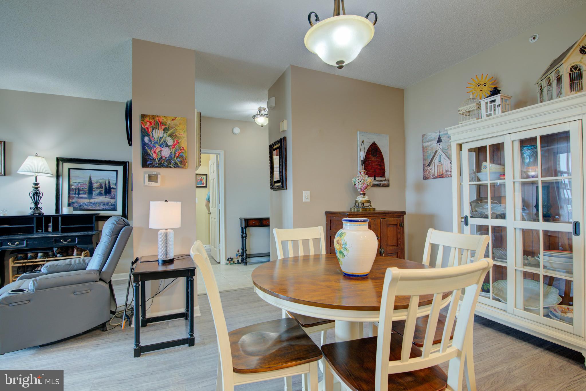 LANSDOWNE WOODS - Residential