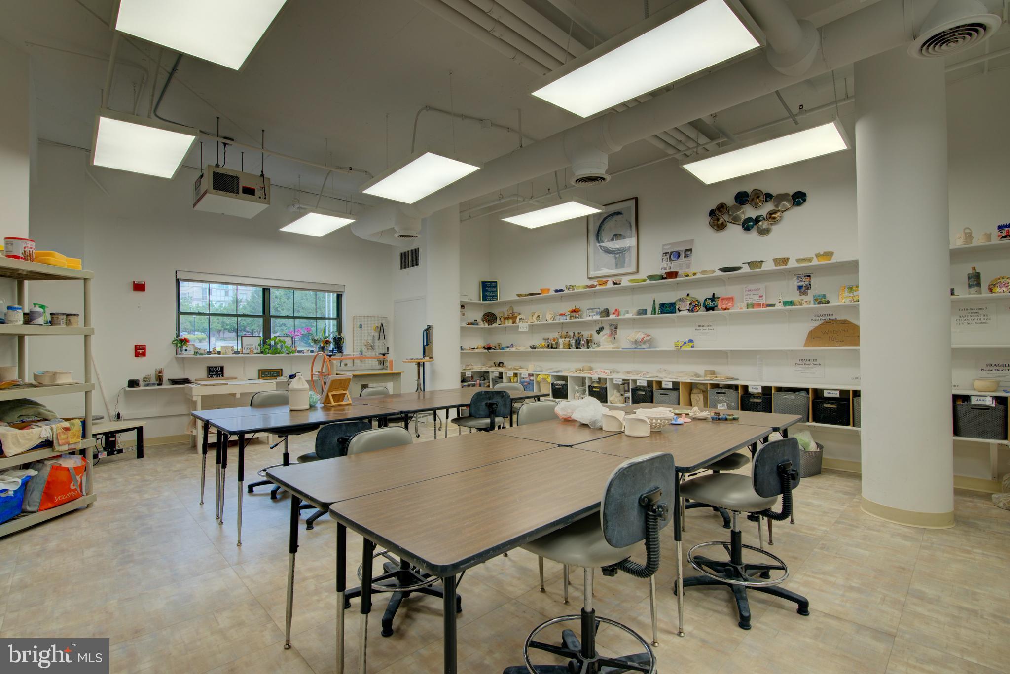 LANSDOWNE WOODS - Residential