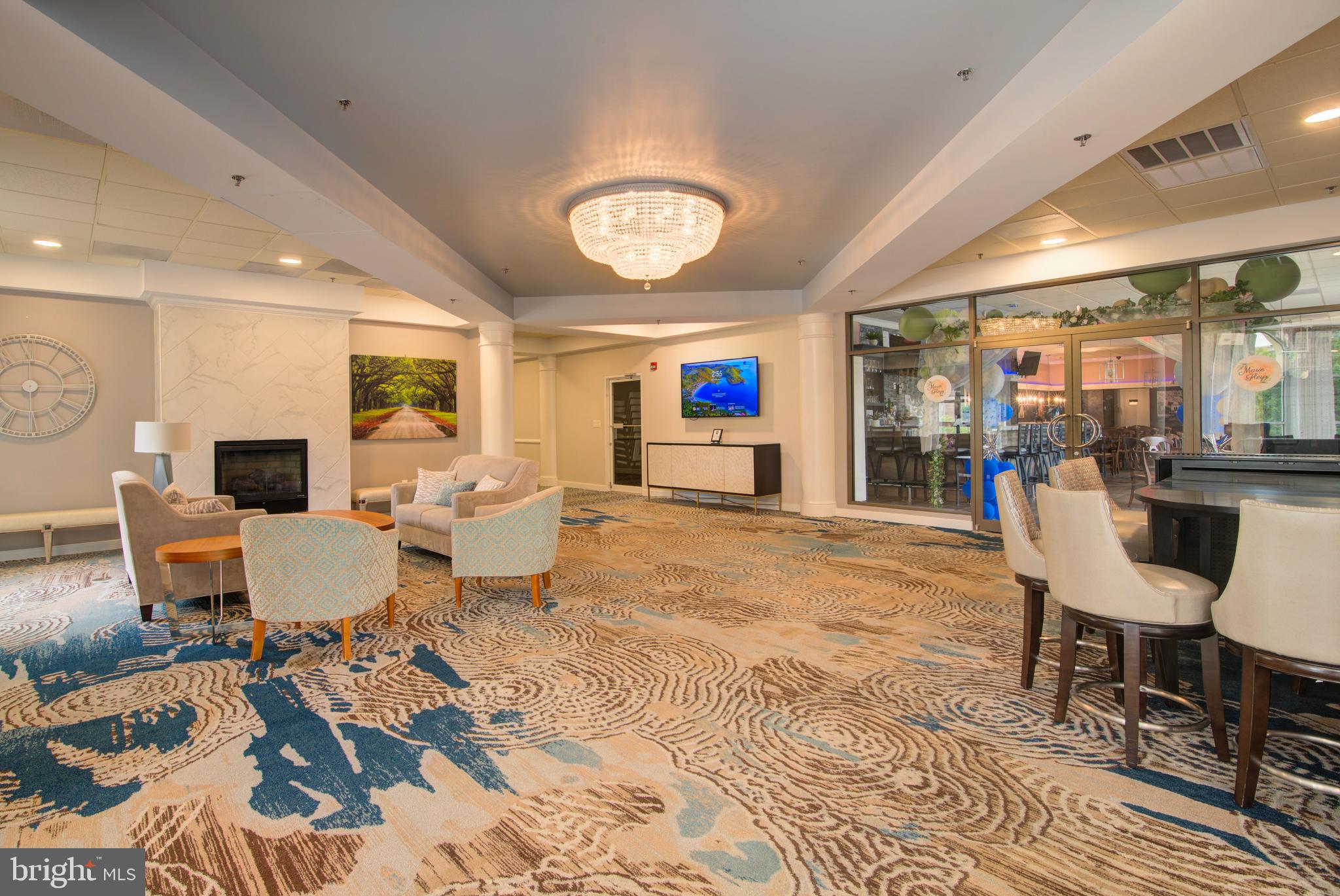 LANSDOWNE WOODS - Residential