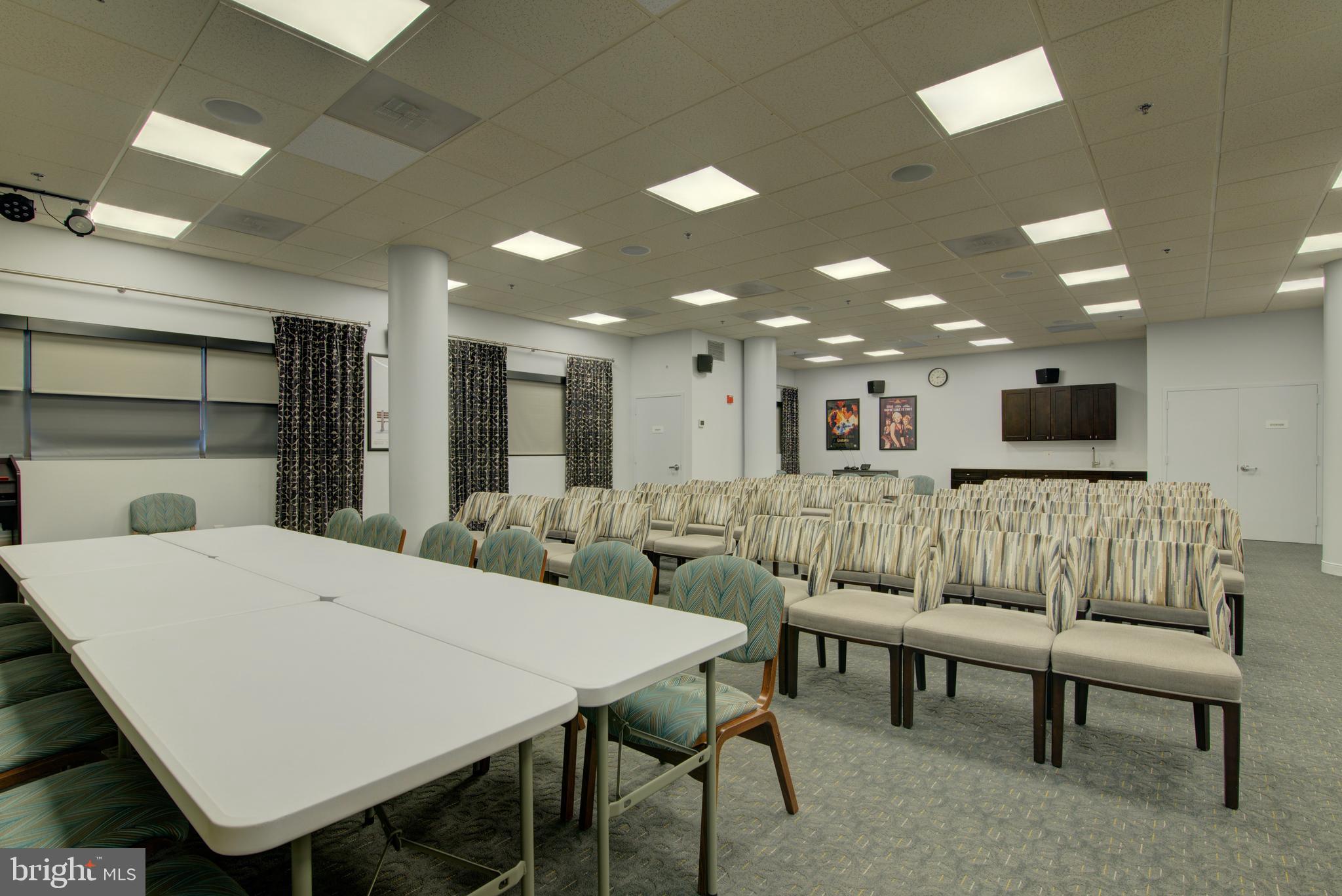 LANSDOWNE WOODS - Residential