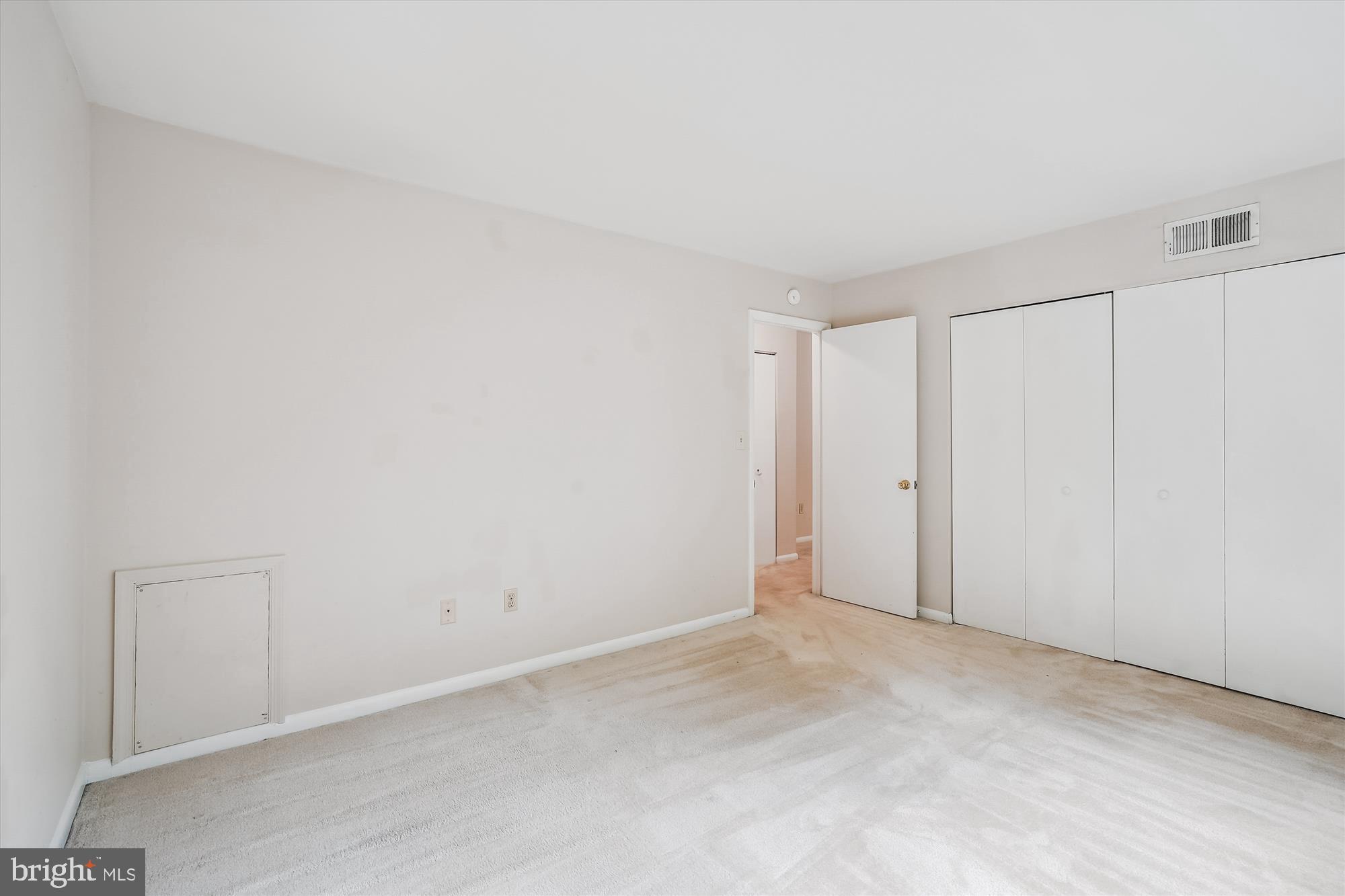 RIVER TERRACE - Residential Lease