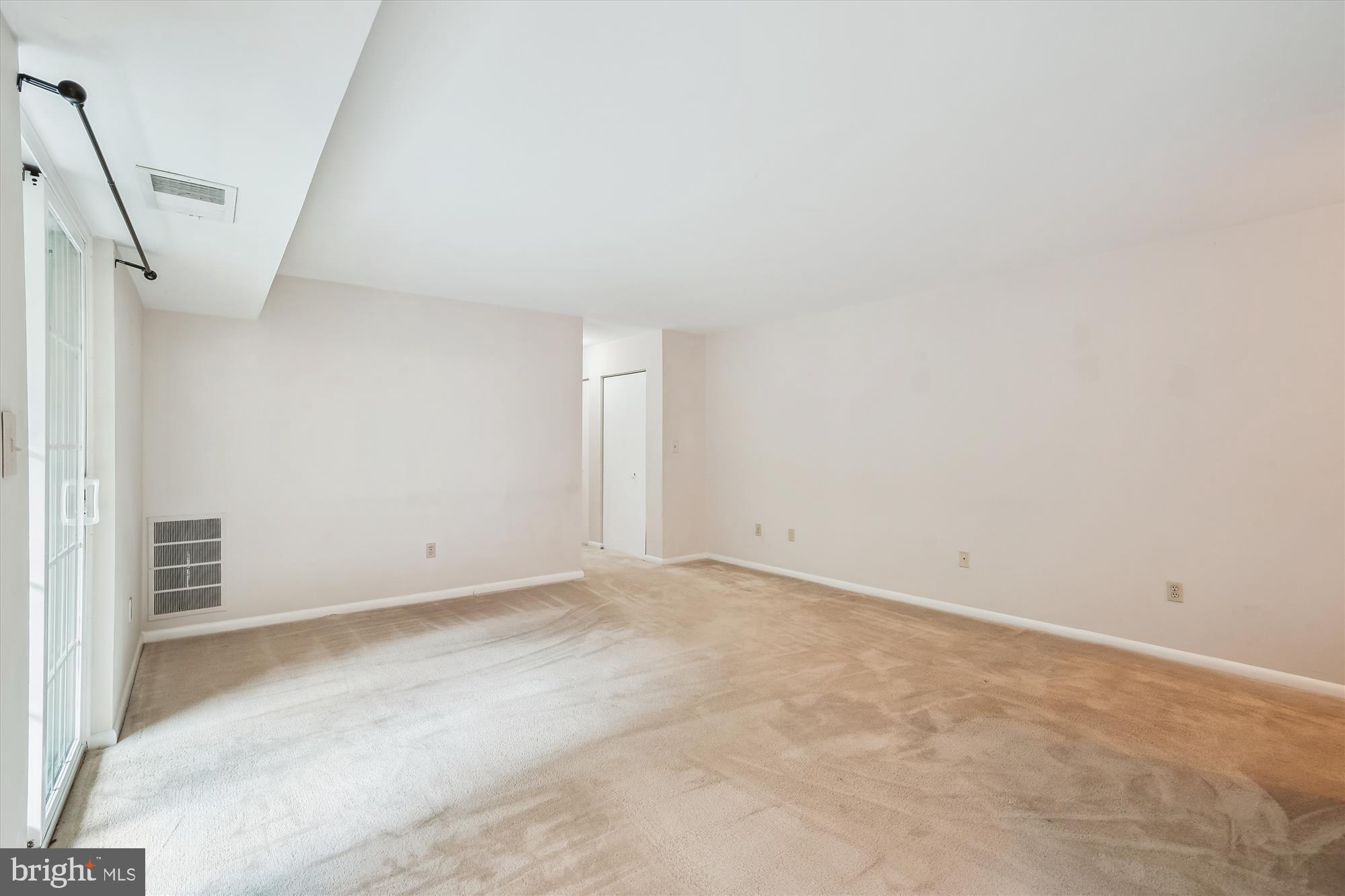 RIVER TERRACE - Residential Lease