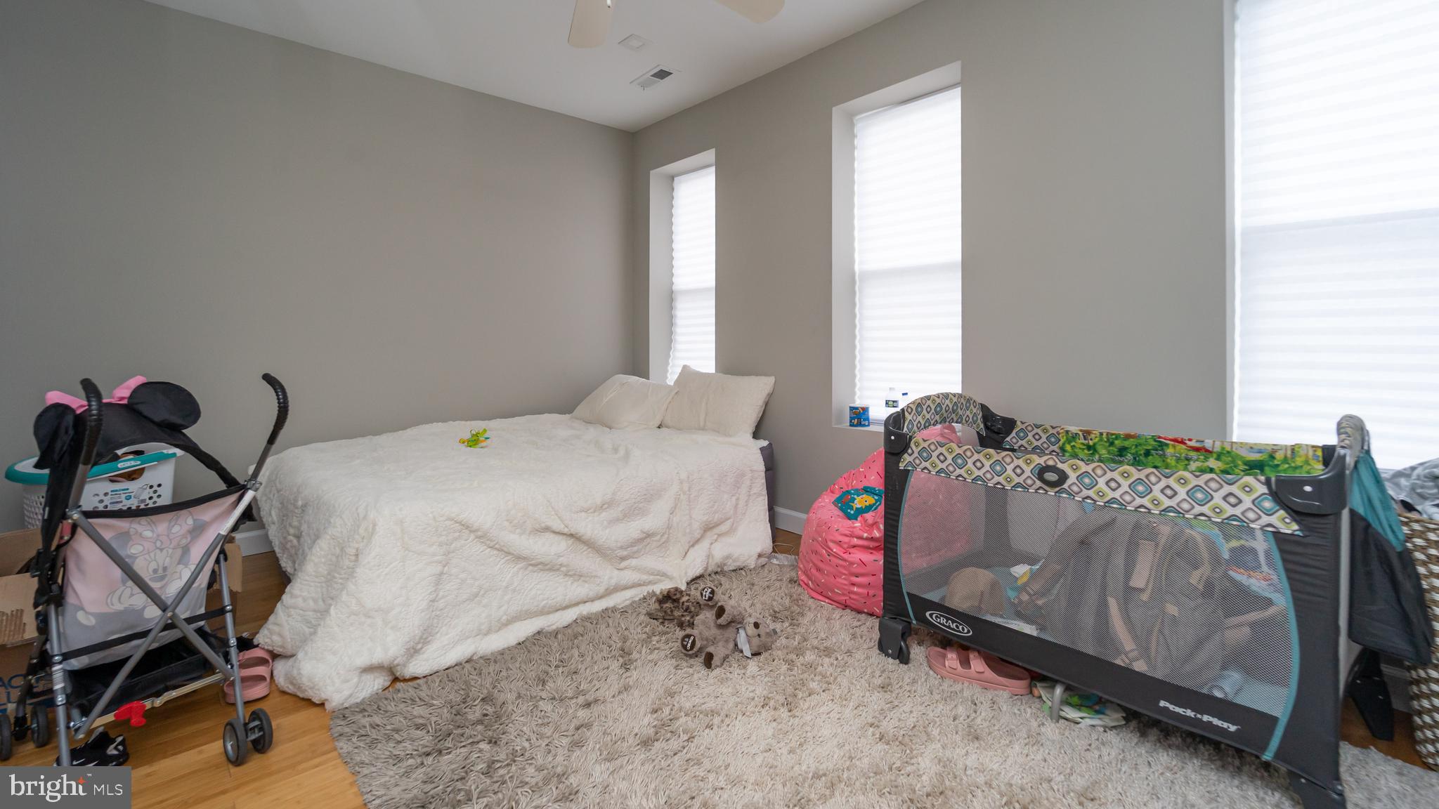 WASHINGTON VILLAGE - Residential