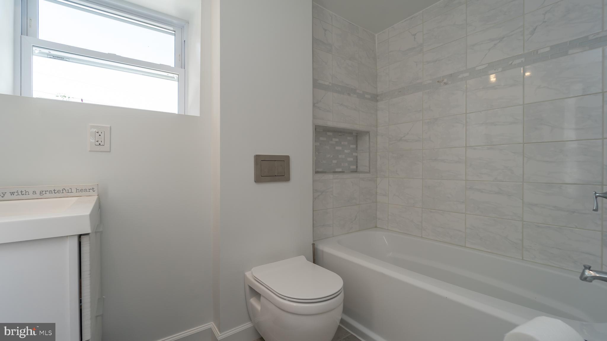 WASHINGTON VILLAGE - Residential