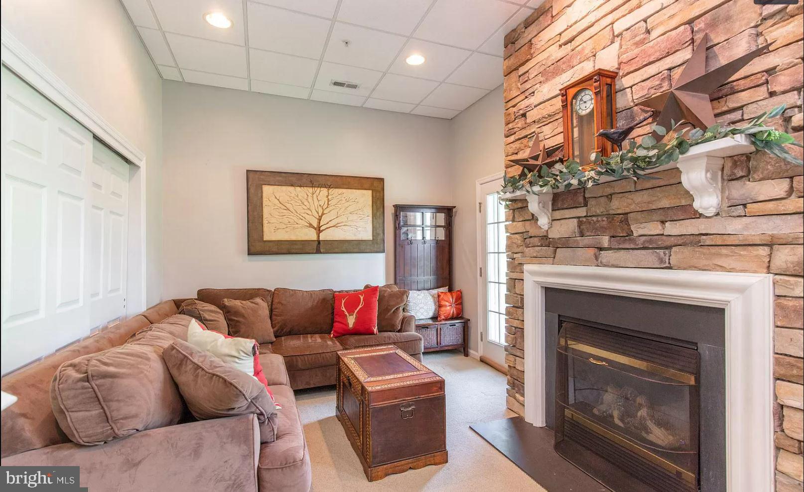 GARRISON GREENE - Residential Lease