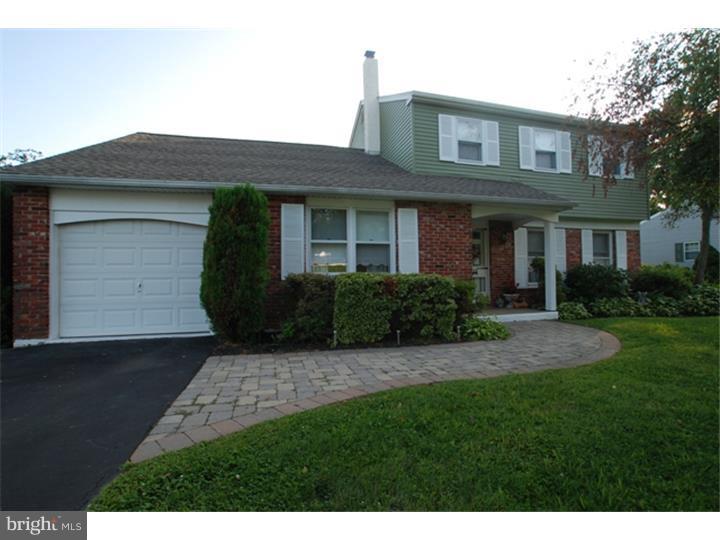 CEDAR HOLLOW - Residential