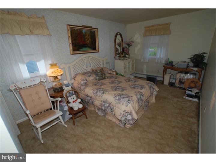 CEDAR HOLLOW - Residential