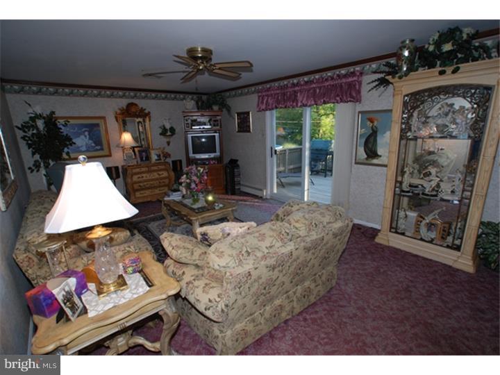 CEDAR HOLLOW - Residential