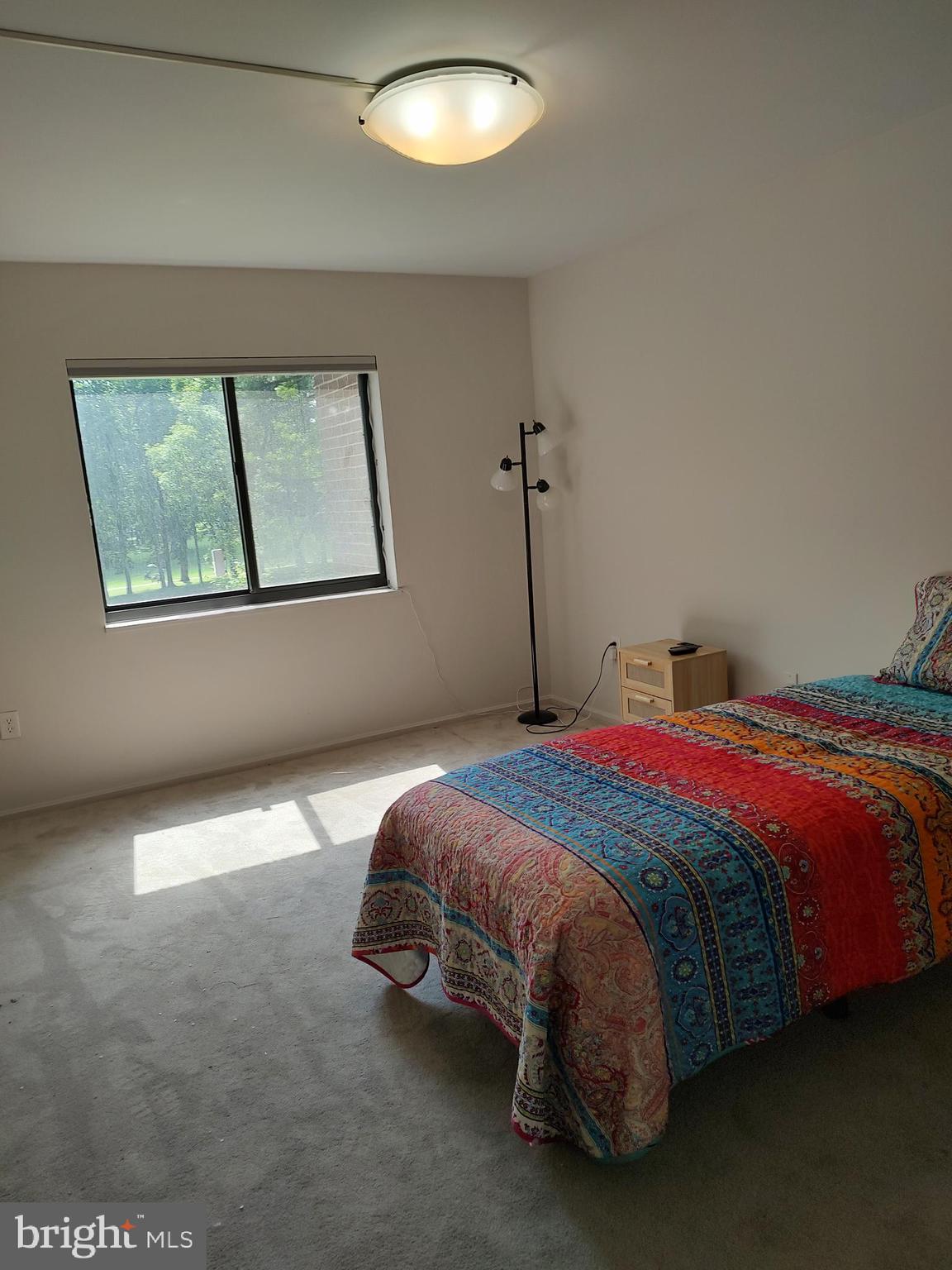 LEISURE WORLD - Residential