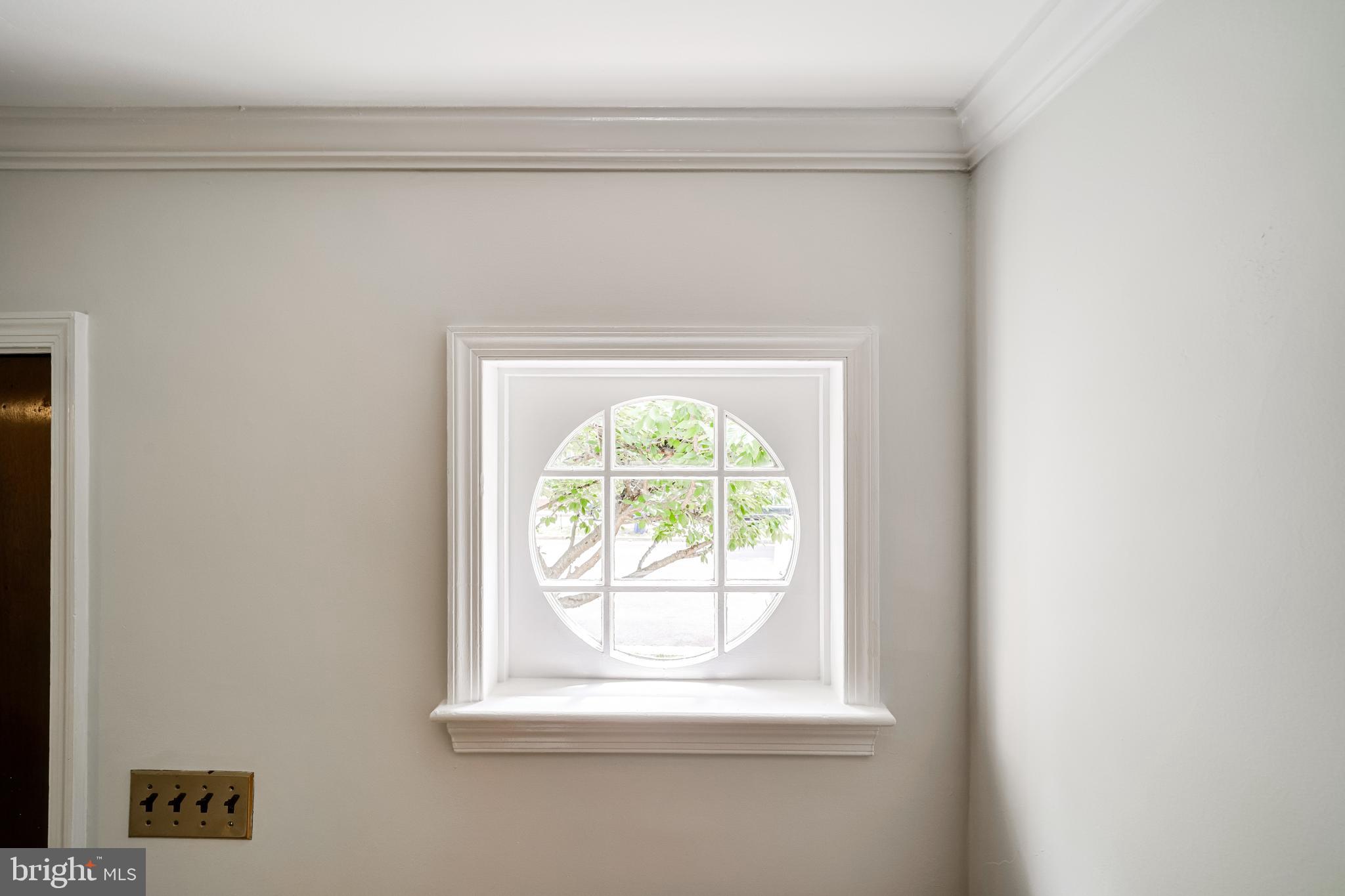 YATES GARDENS - Residential Lease