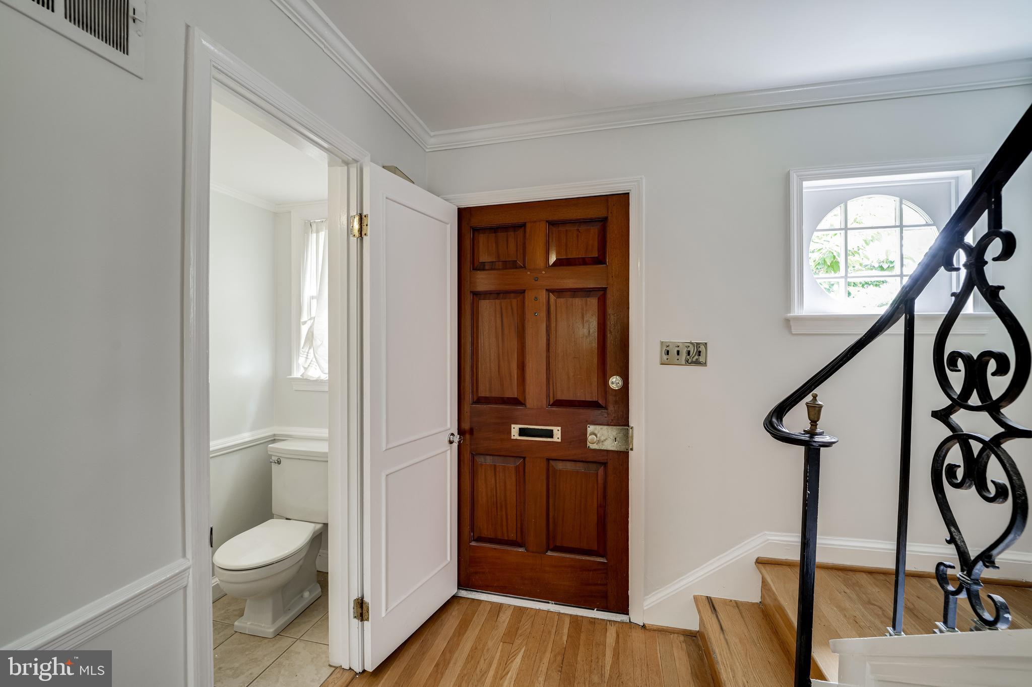 YATES GARDENS - Residential Lease