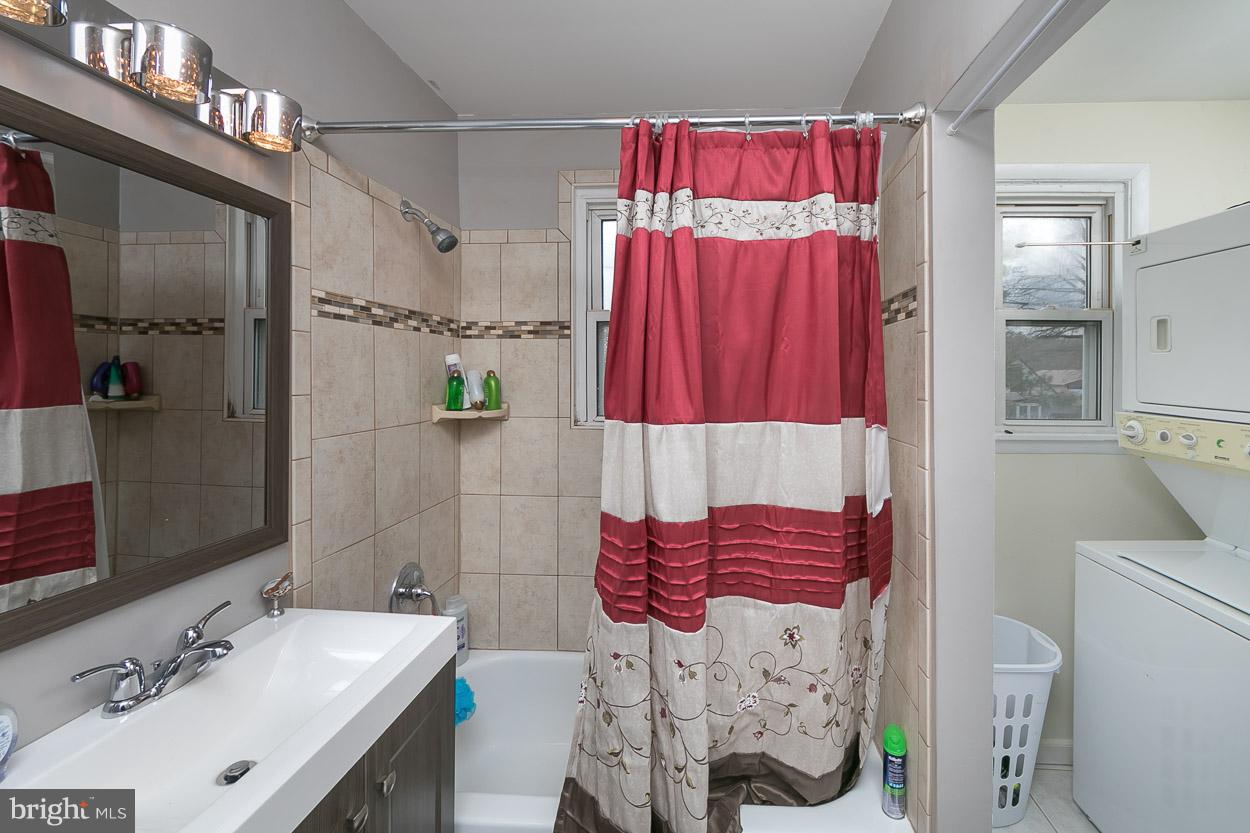 BIRD RIVER GROVE - Residential