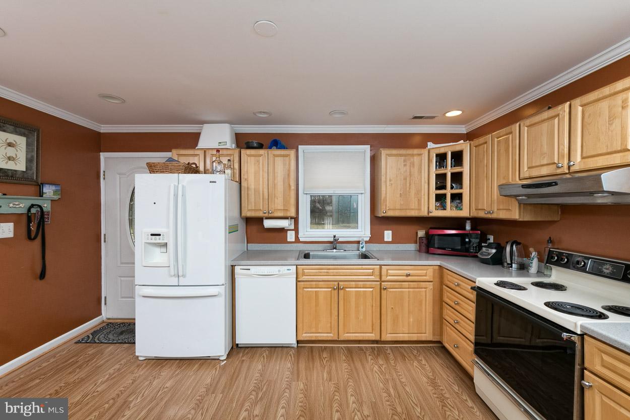 BIRD RIVER GROVE - Residential