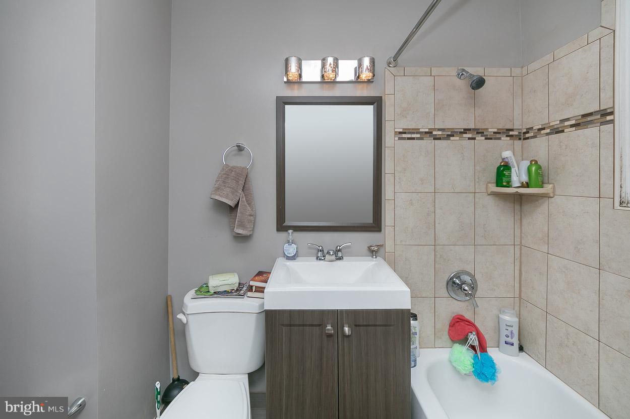 BIRD RIVER GROVE - Residential