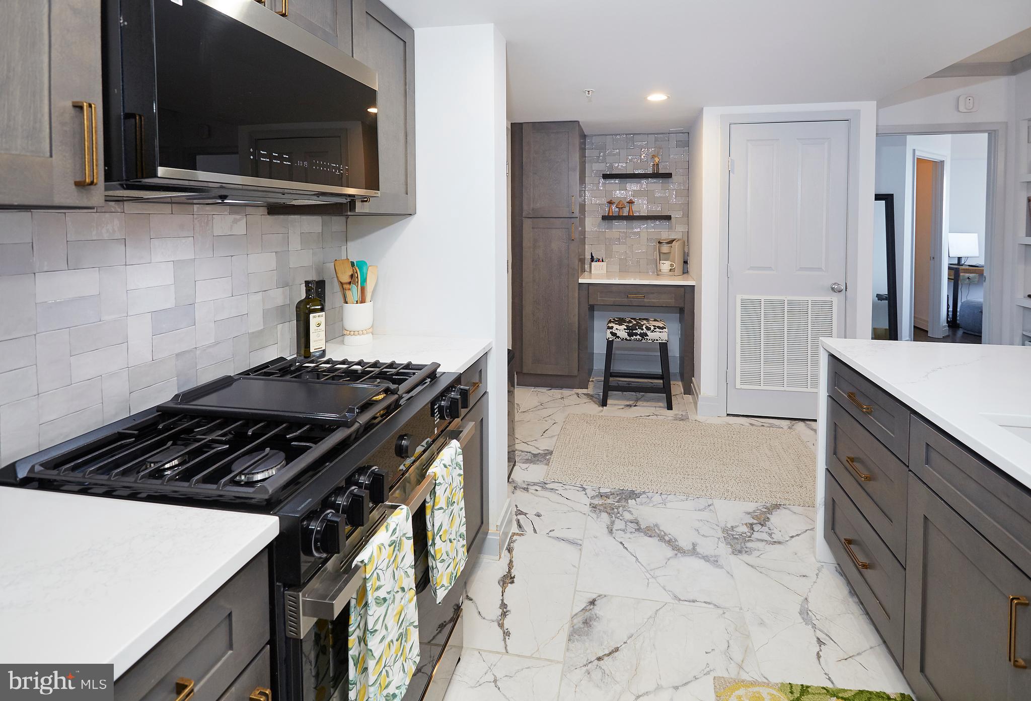 INNER HARBOR - Residential