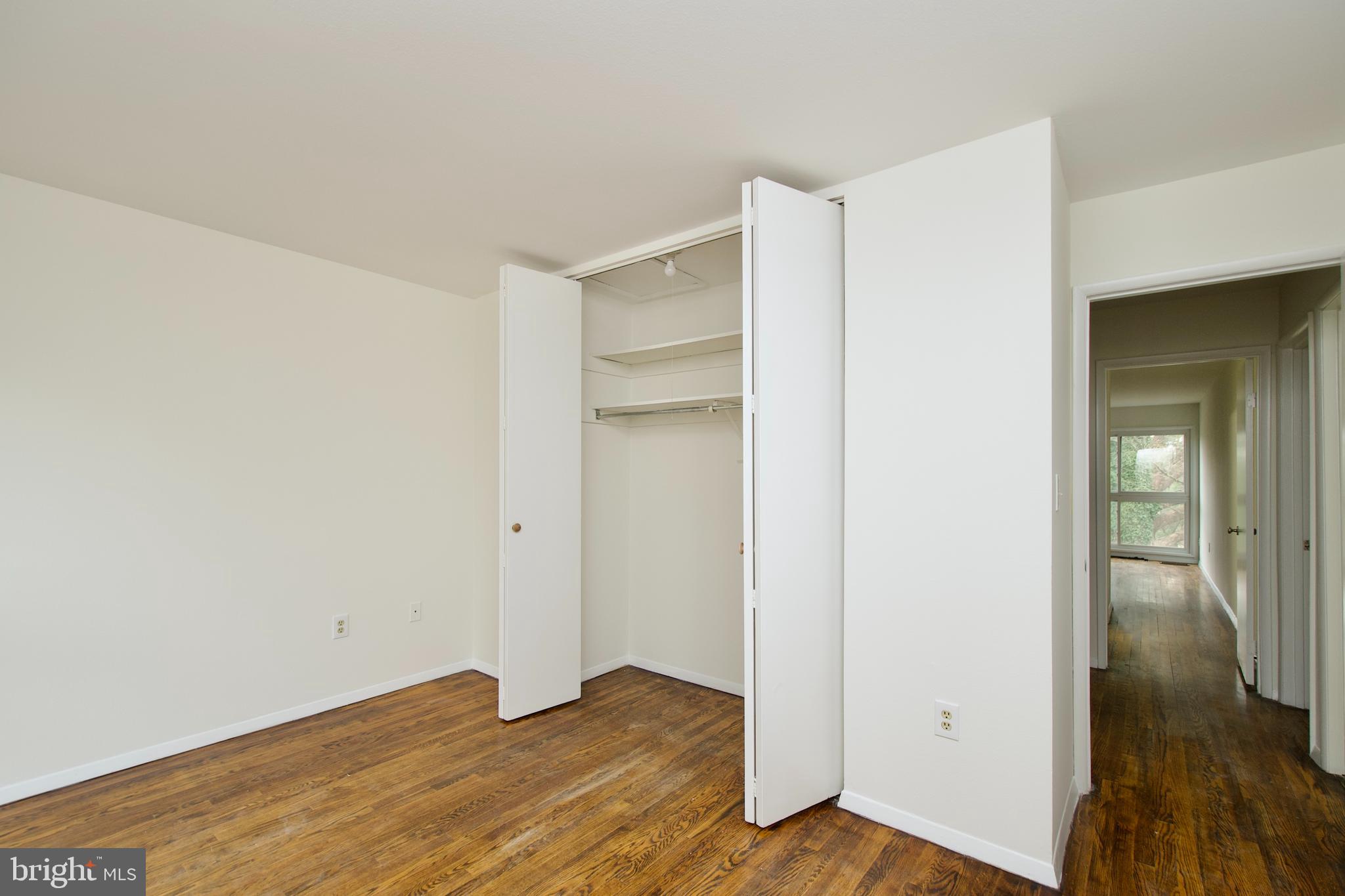 RESTON - Residential Lease