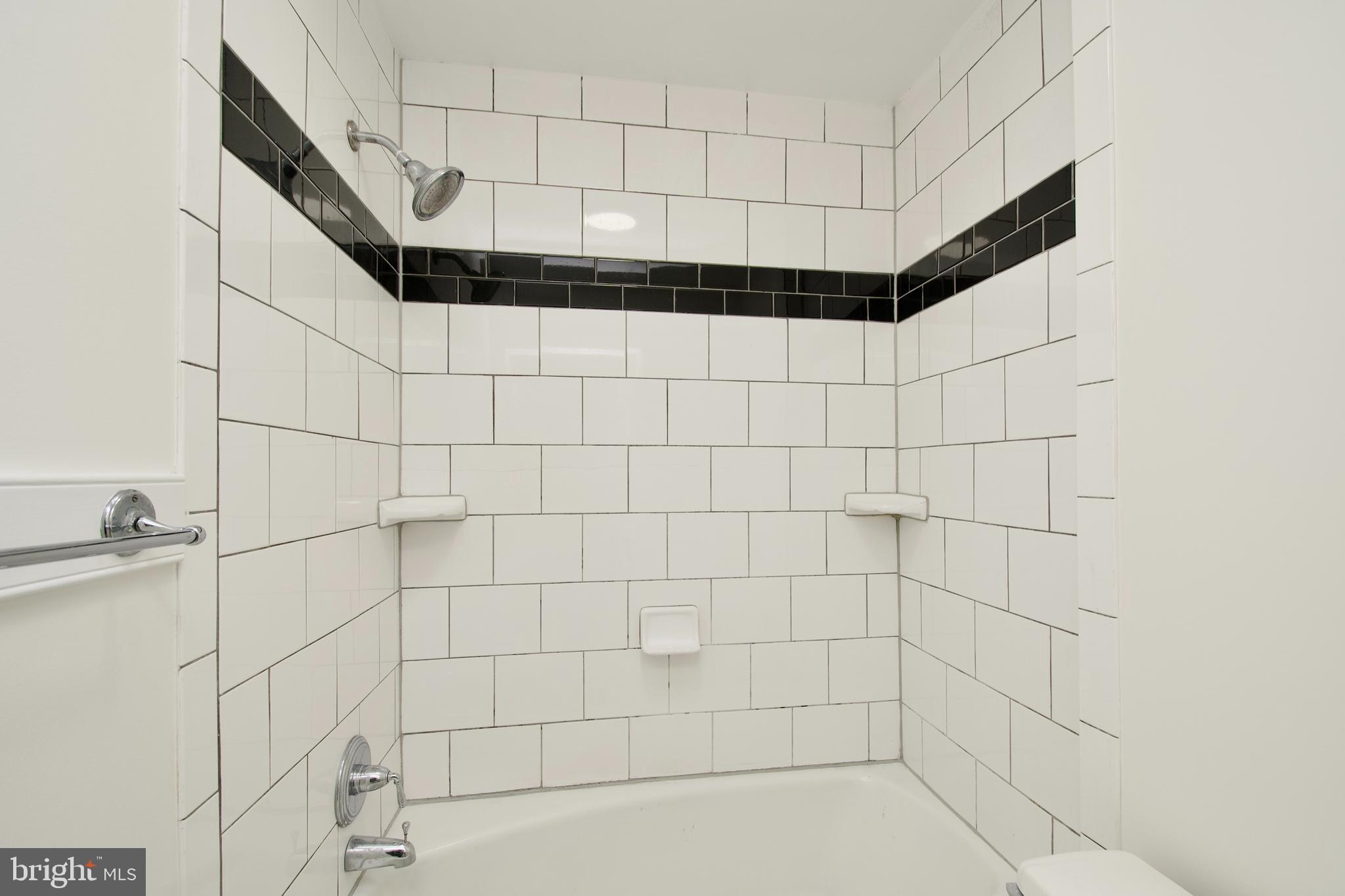 RESTON - Residential Lease