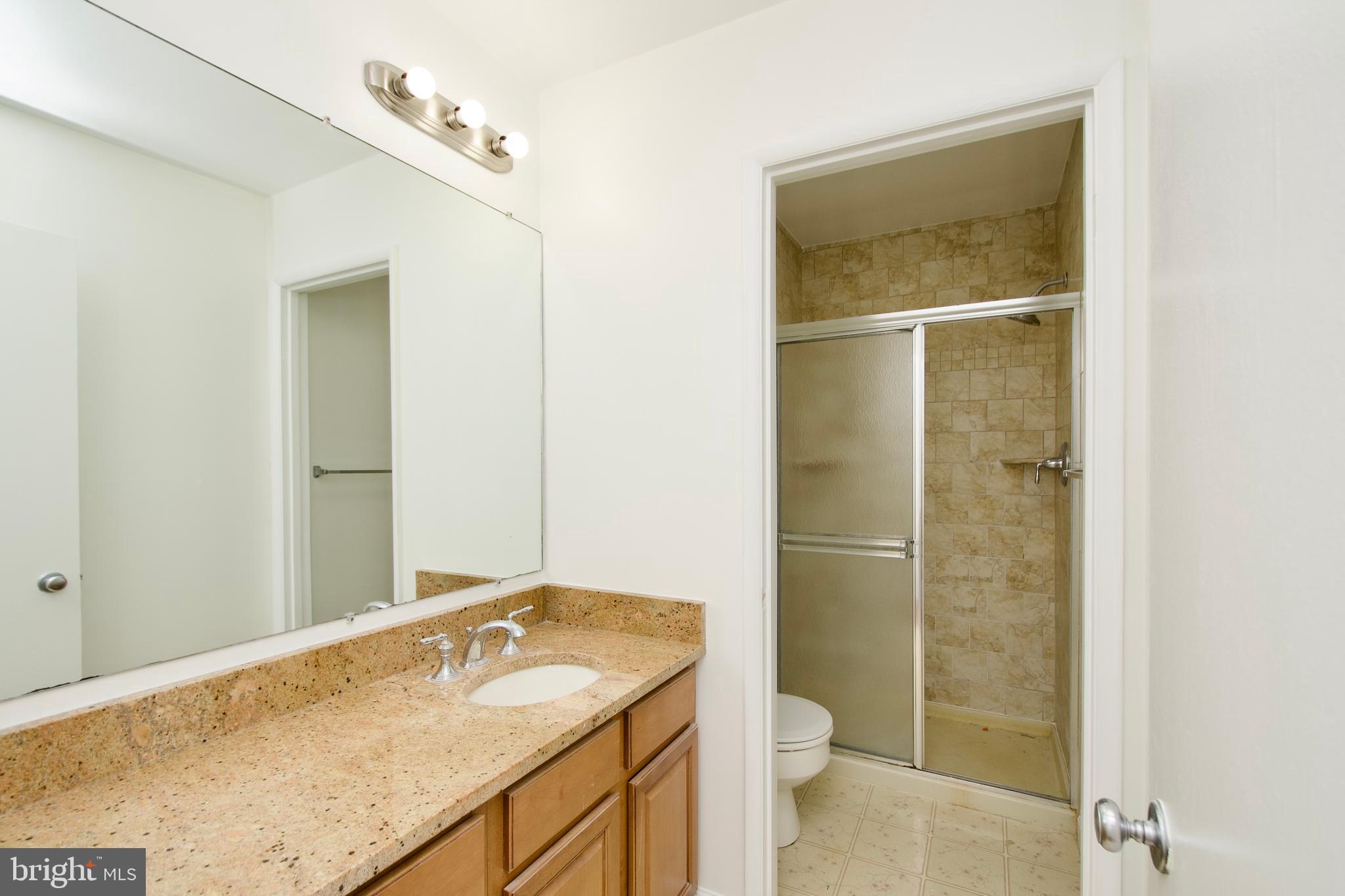 RESTON - Residential Lease