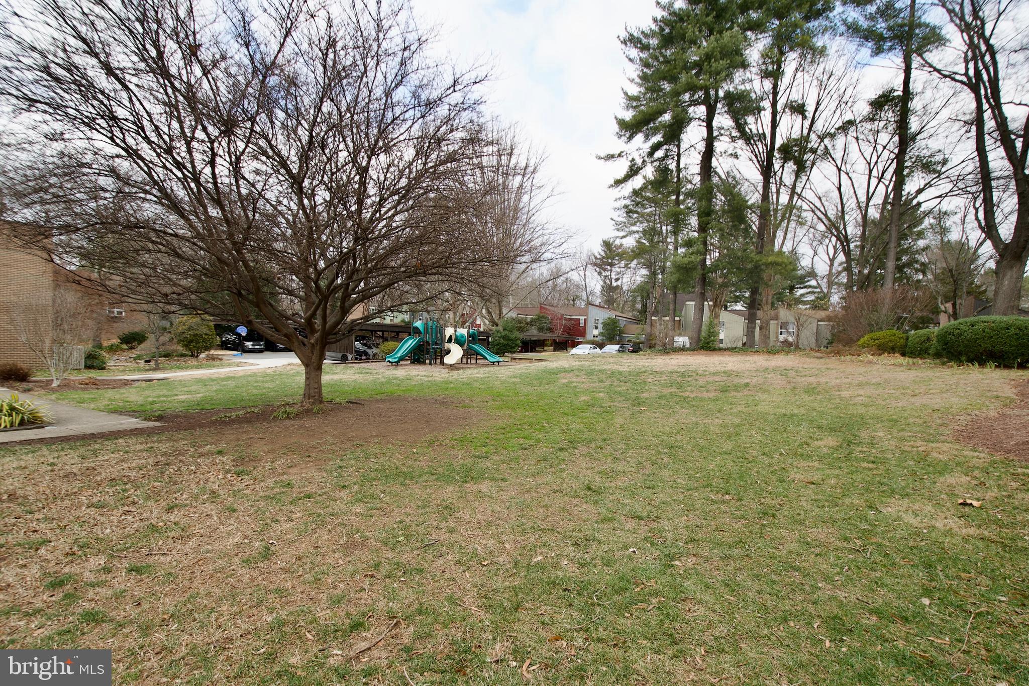 RESTON - Residential Lease