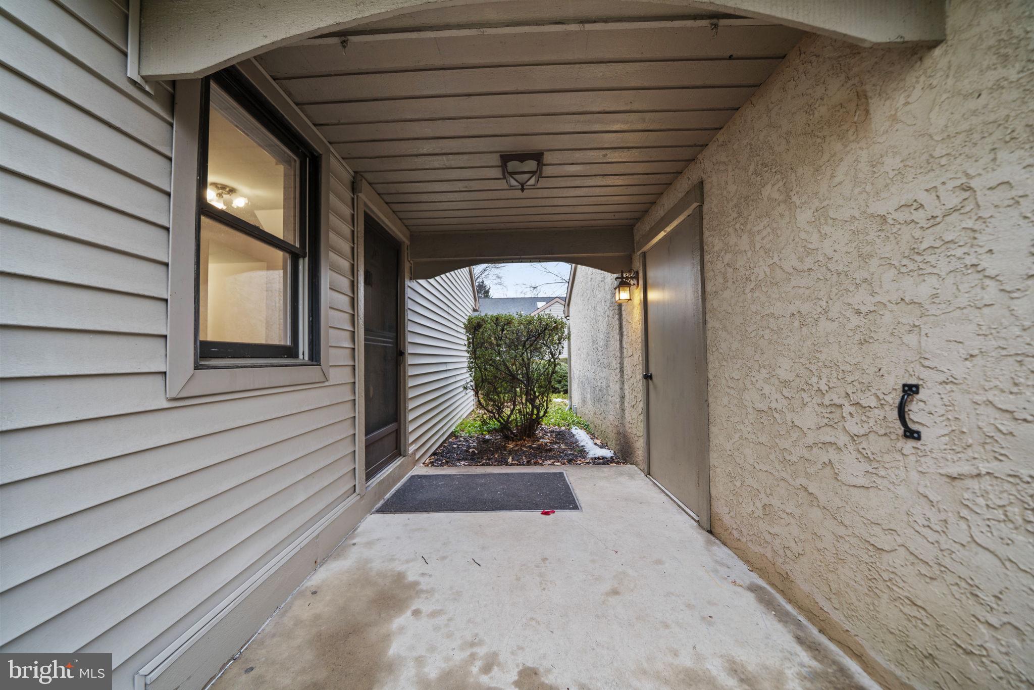 621 GLENWOOD LANE 621