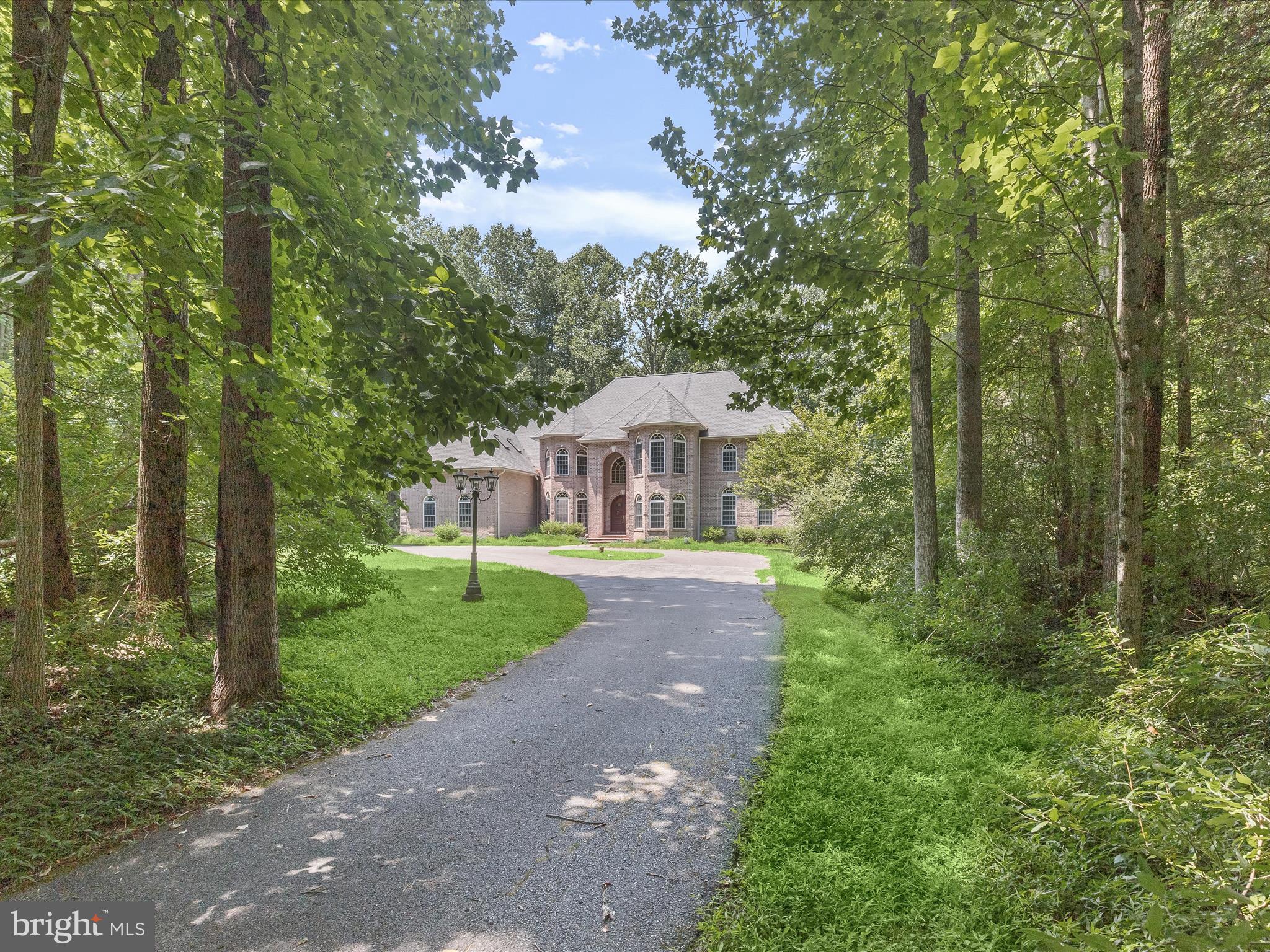 MEADOWOOD - Residential