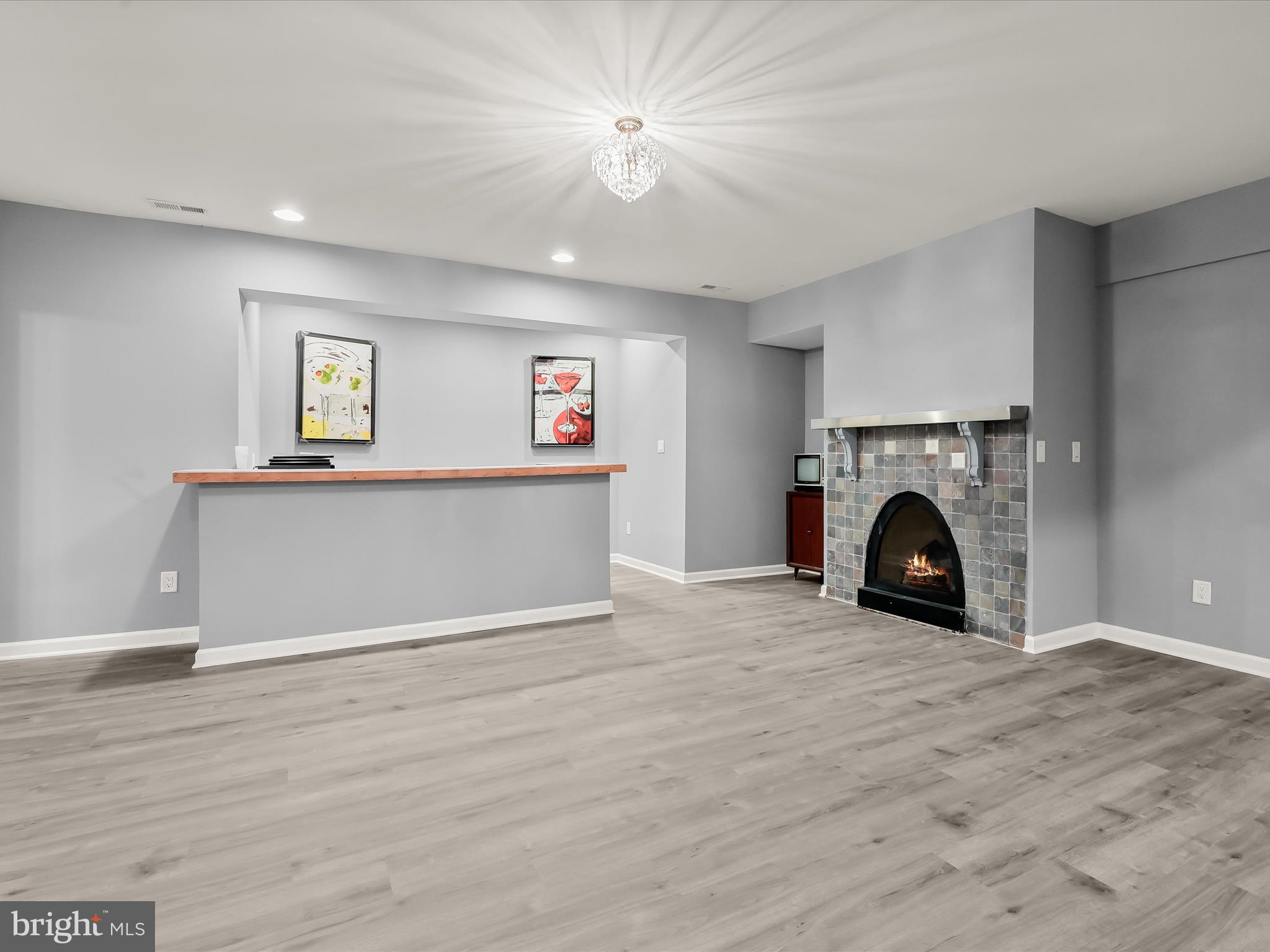 MEADOWOOD - Residential