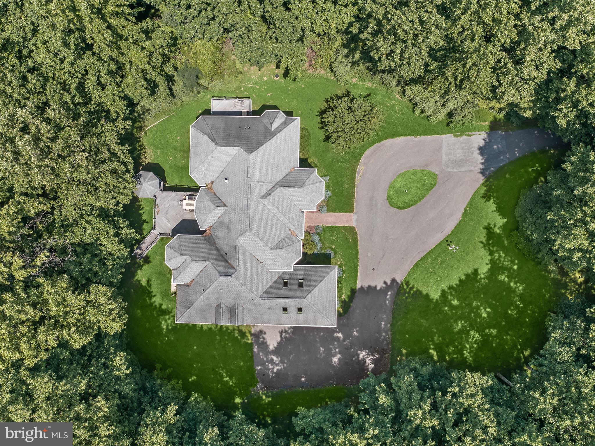 MEADOWOOD - Residential