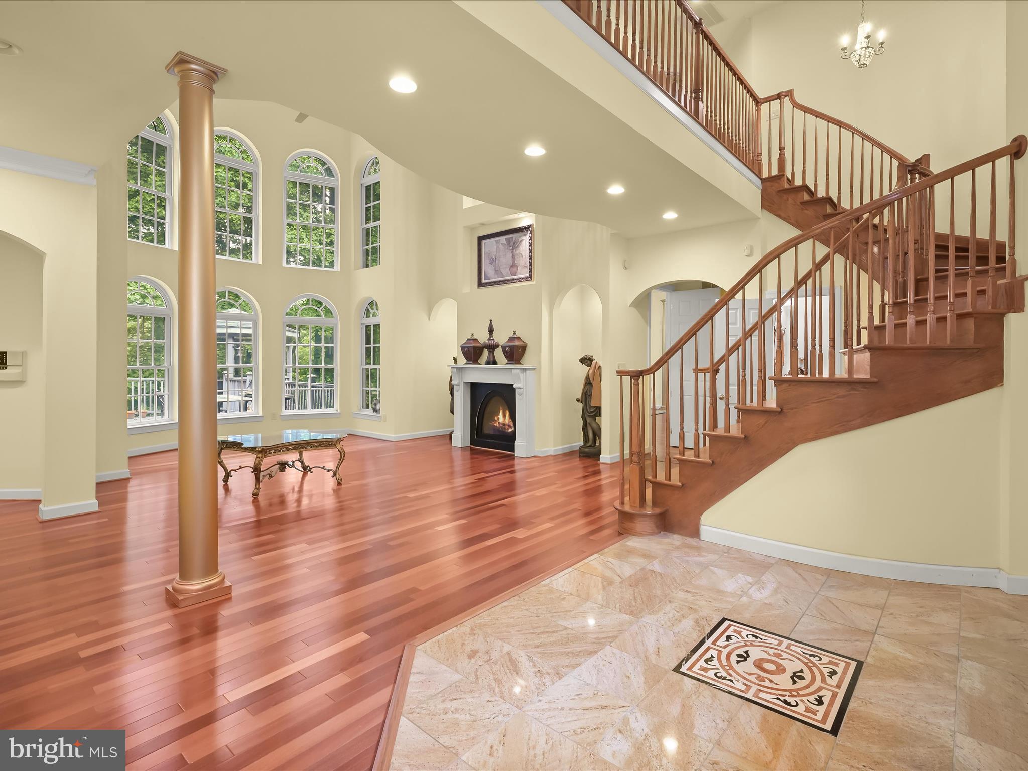 MEADOWOOD - Residential