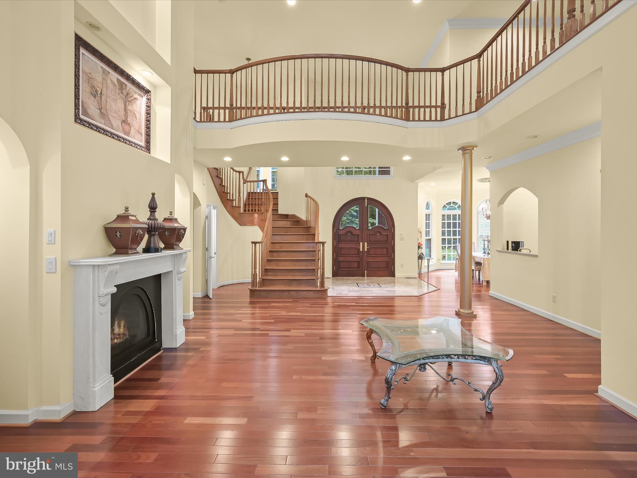 MEADOWOOD - Residential