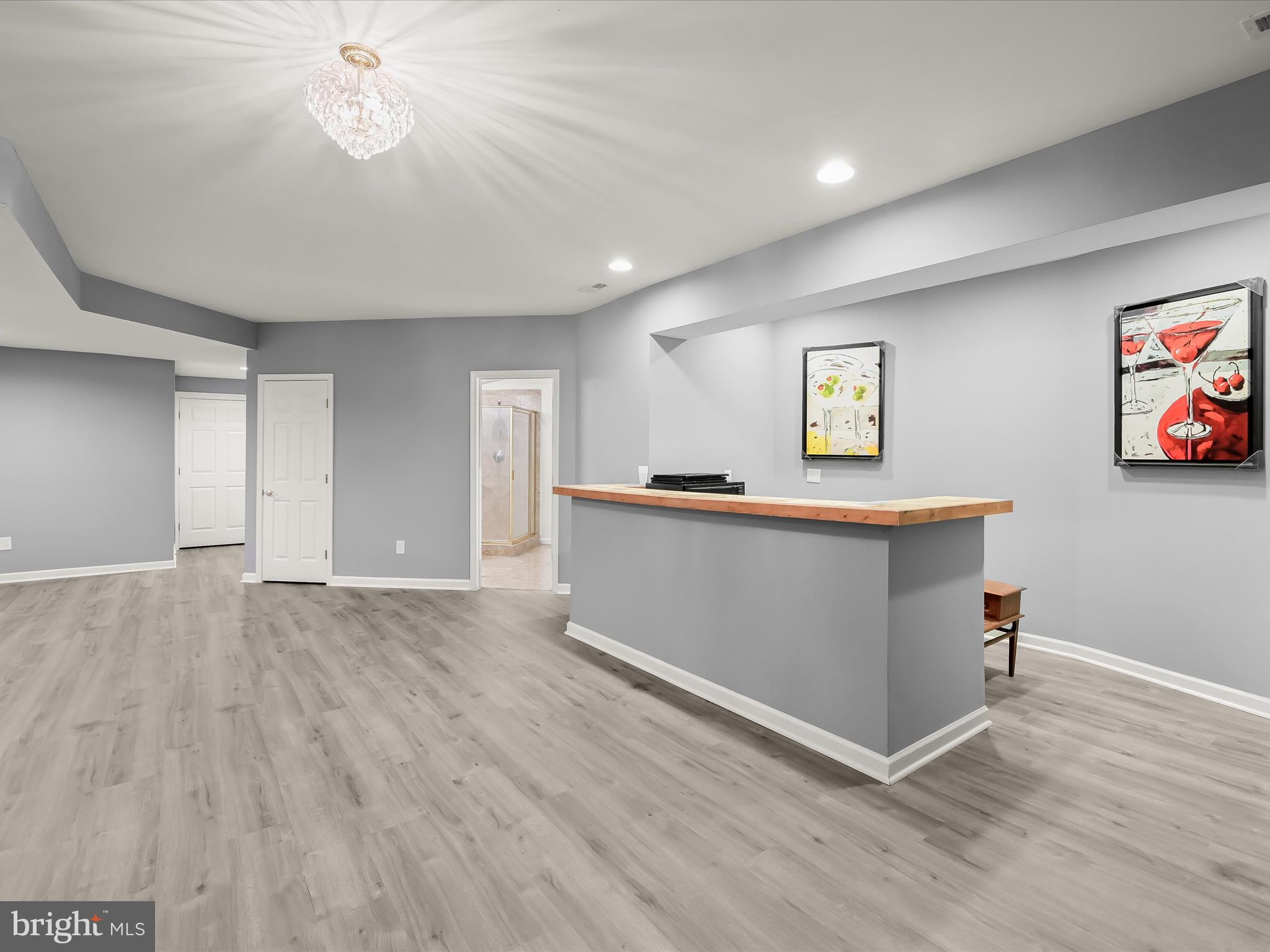 MEADOWOOD - Residential