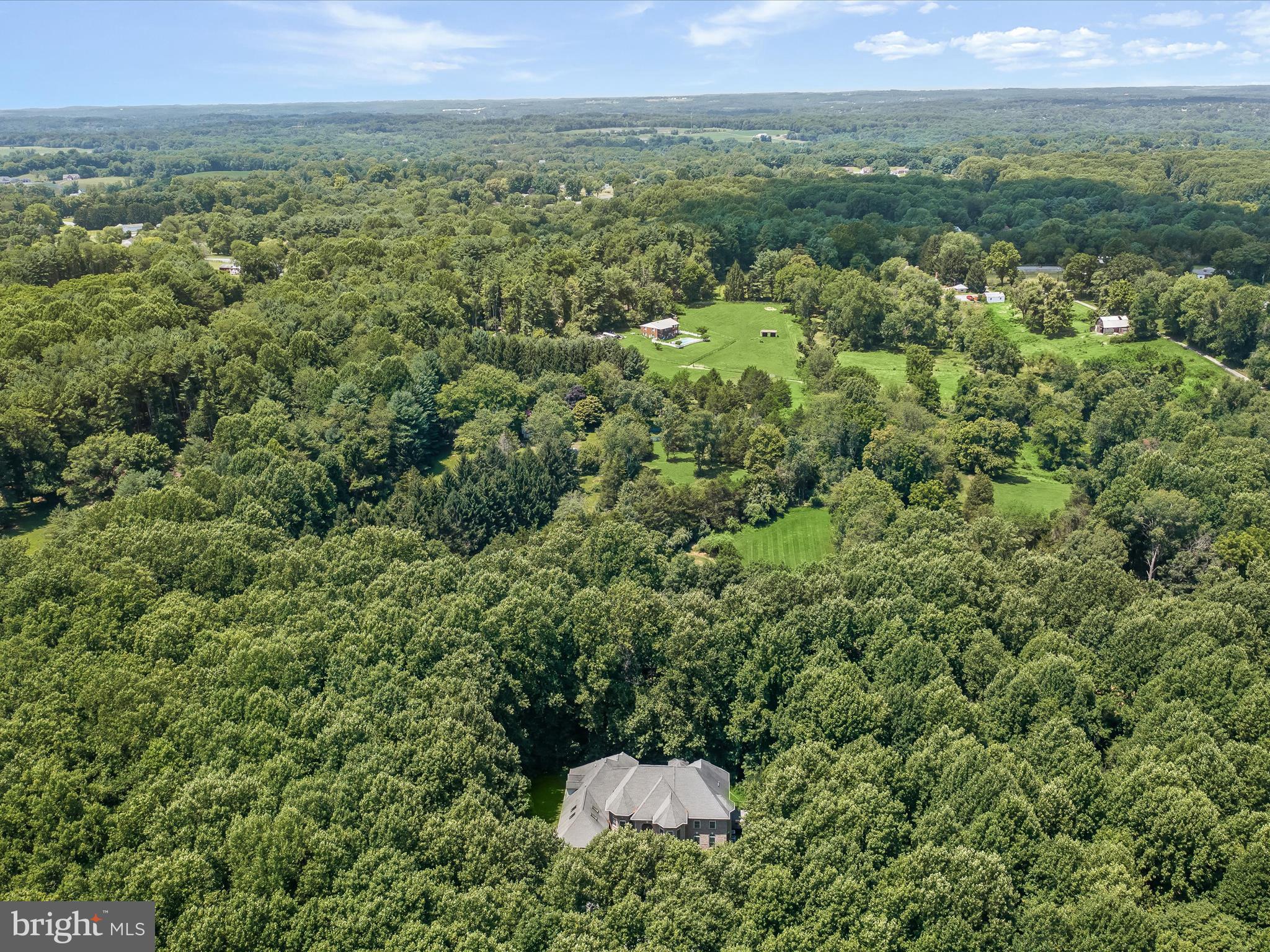 MEADOWOOD - Residential