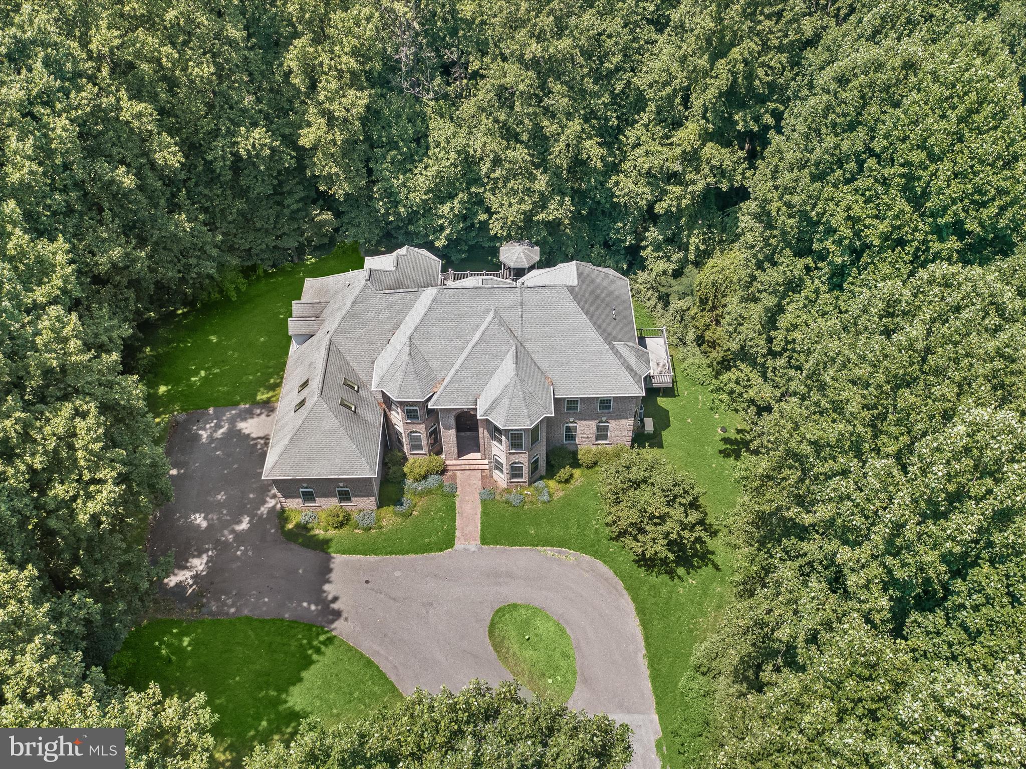 MEADOWOOD - Residential