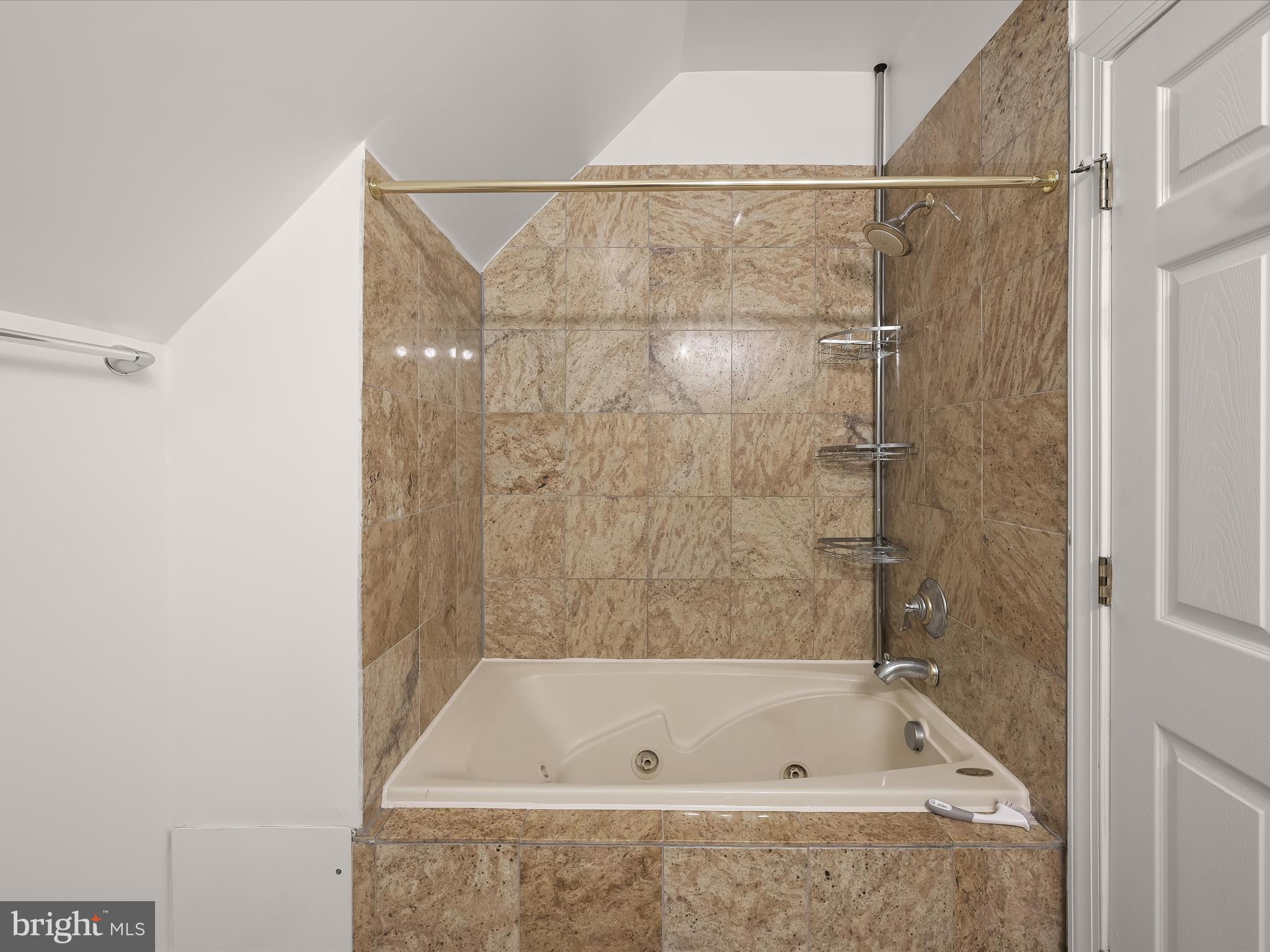 MEADOWOOD - Residential