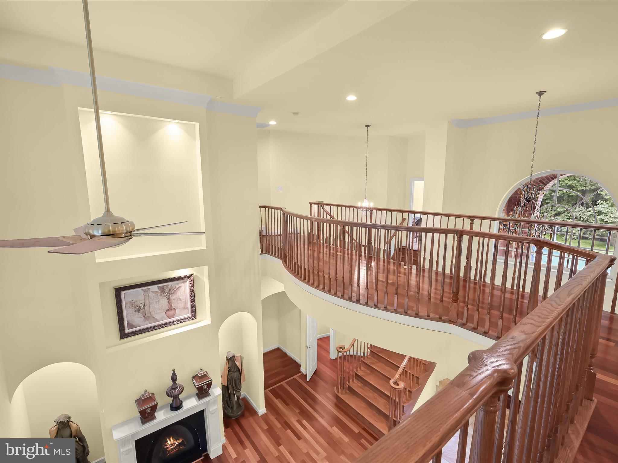 MEADOWOOD - Residential