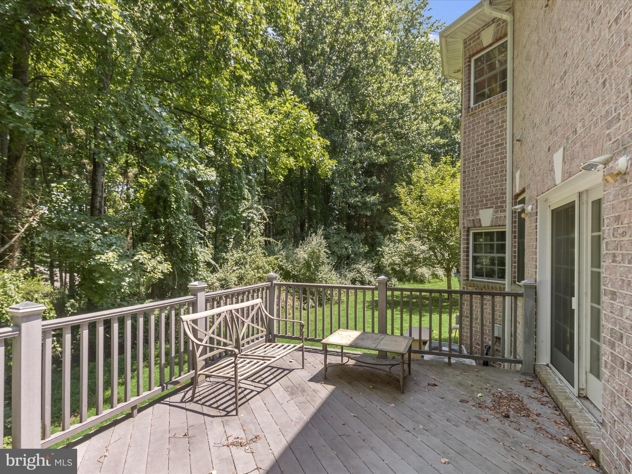 MEADOWOOD - Residential