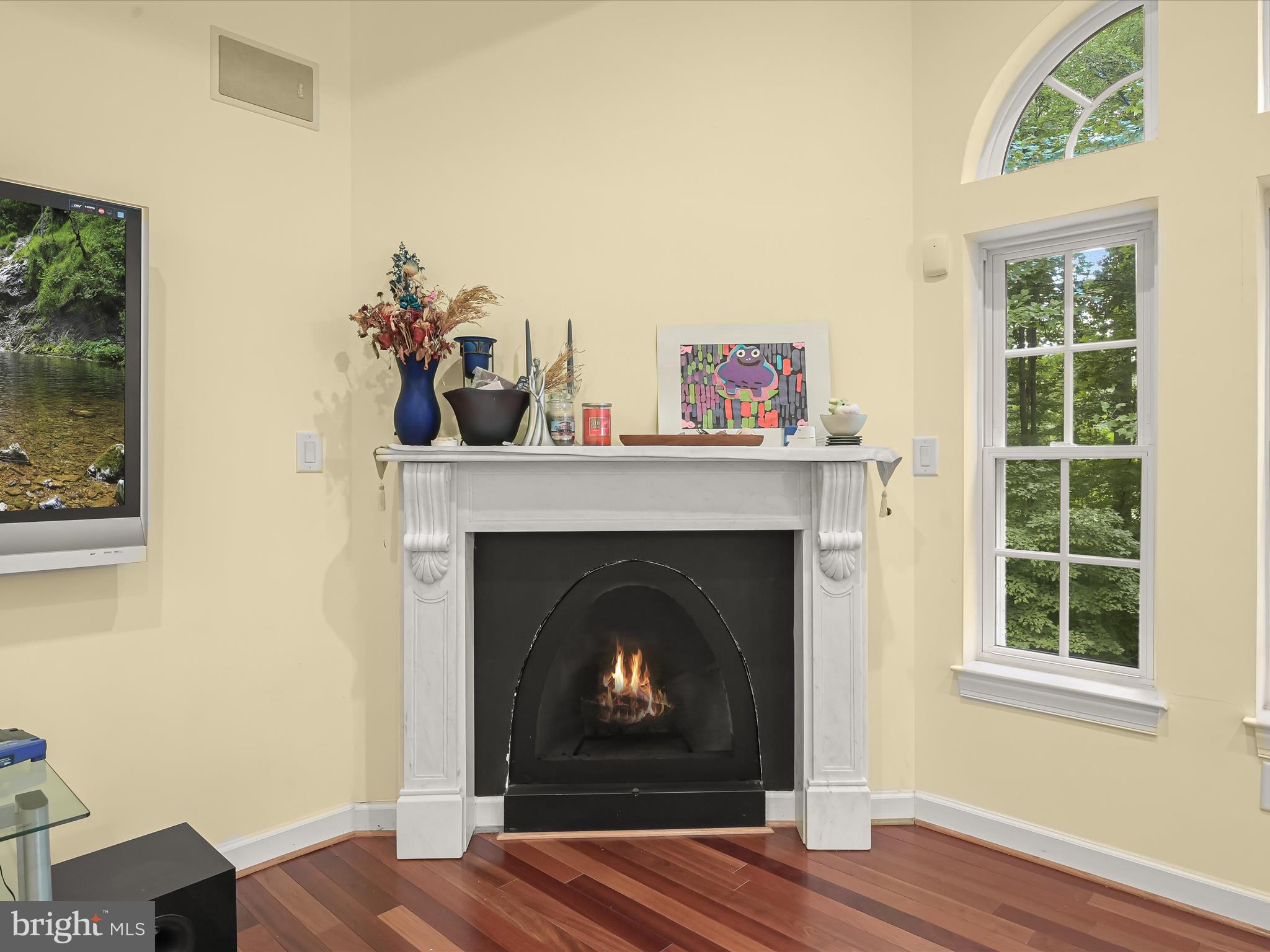 MEADOWOOD - Residential