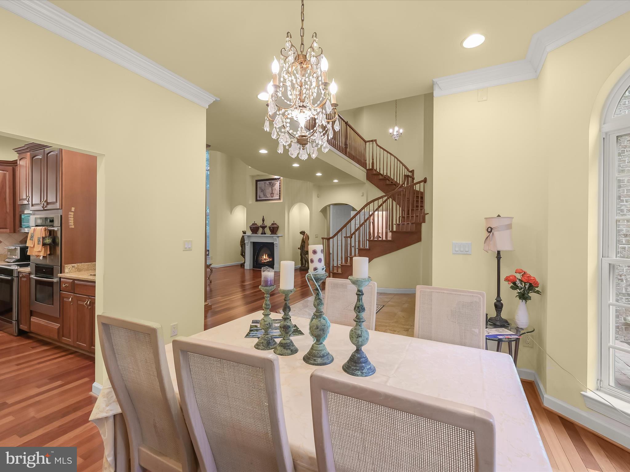 MEADOWOOD - Residential