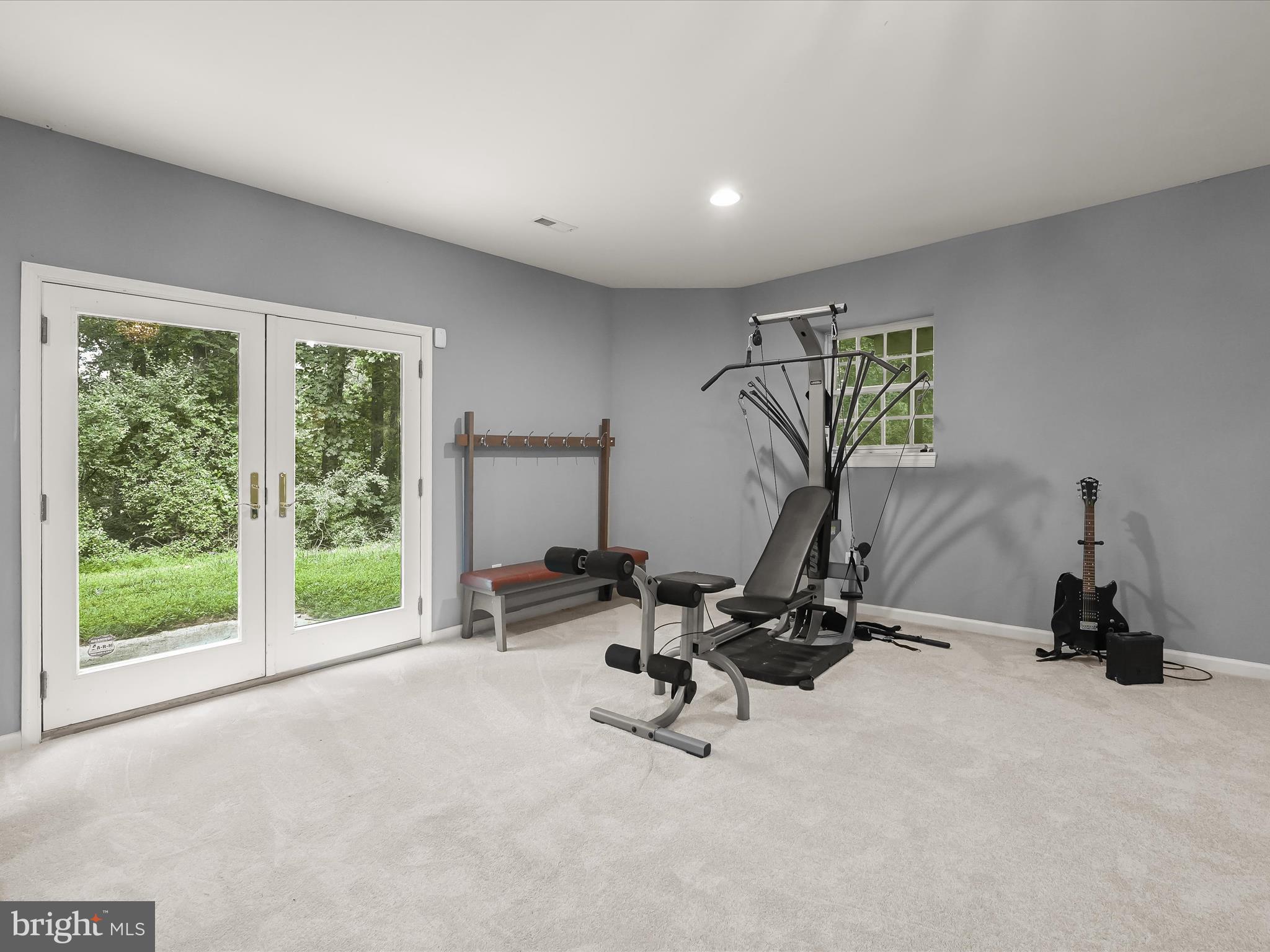 MEADOWOOD - Residential