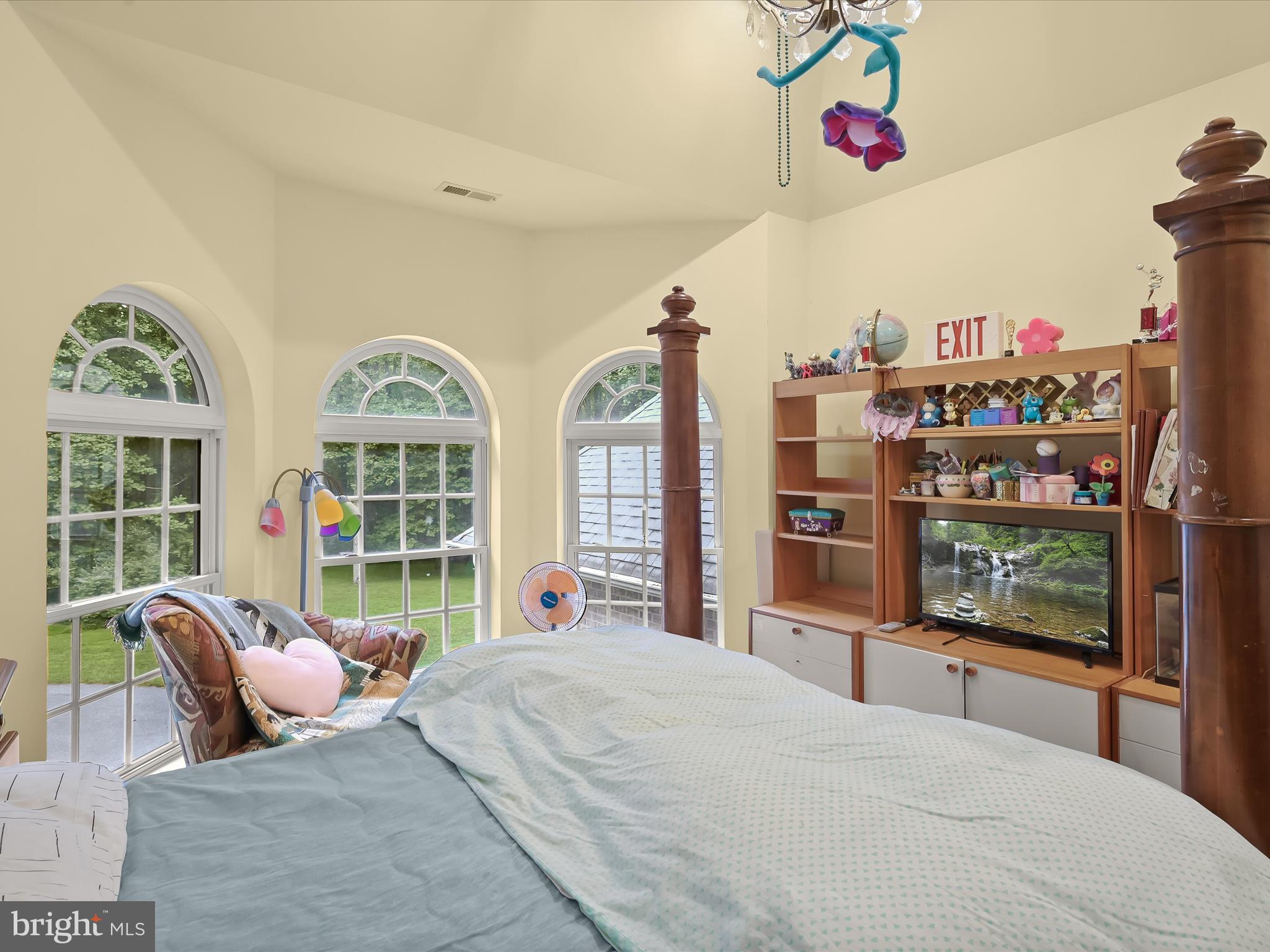 MEADOWOOD - Residential