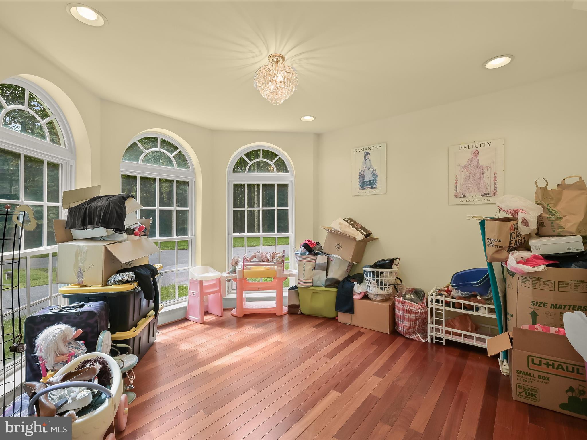 MEADOWOOD - Residential