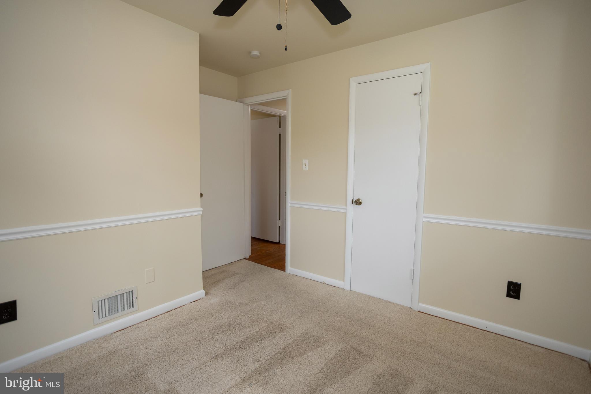 RIDGE VIEW ESTATES - Residential Lease