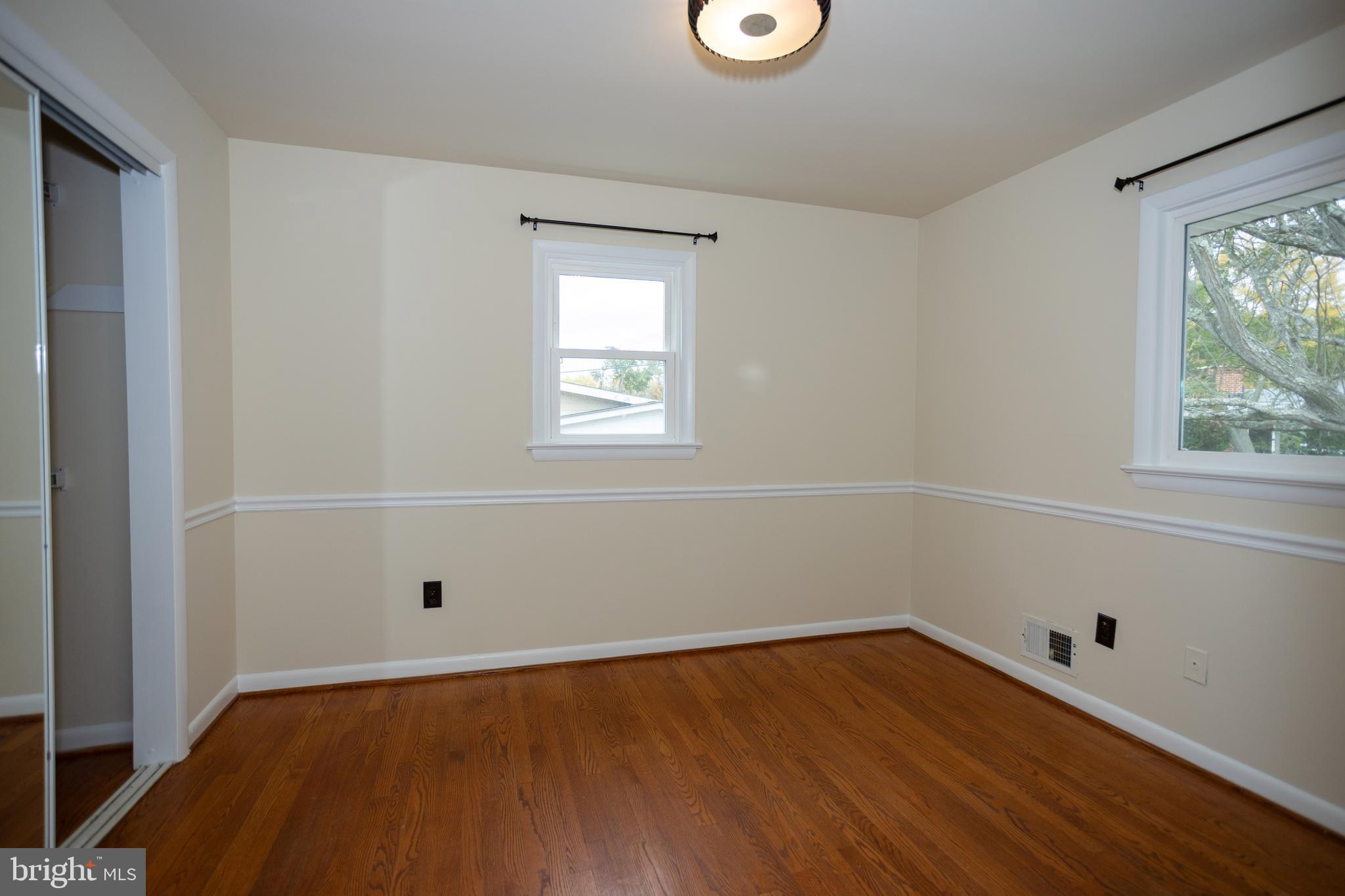 RIDGE VIEW ESTATES - Residential Lease