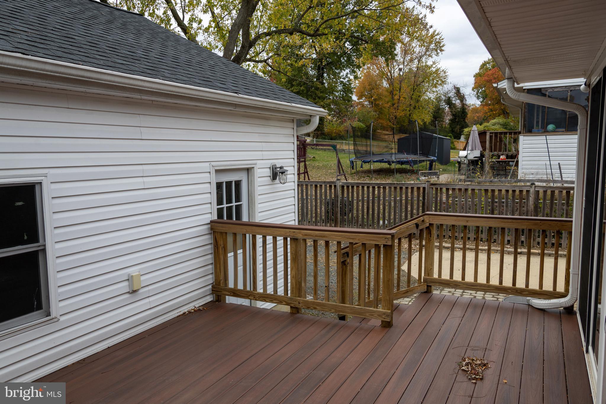 RIDGE VIEW ESTATES - Residential Lease