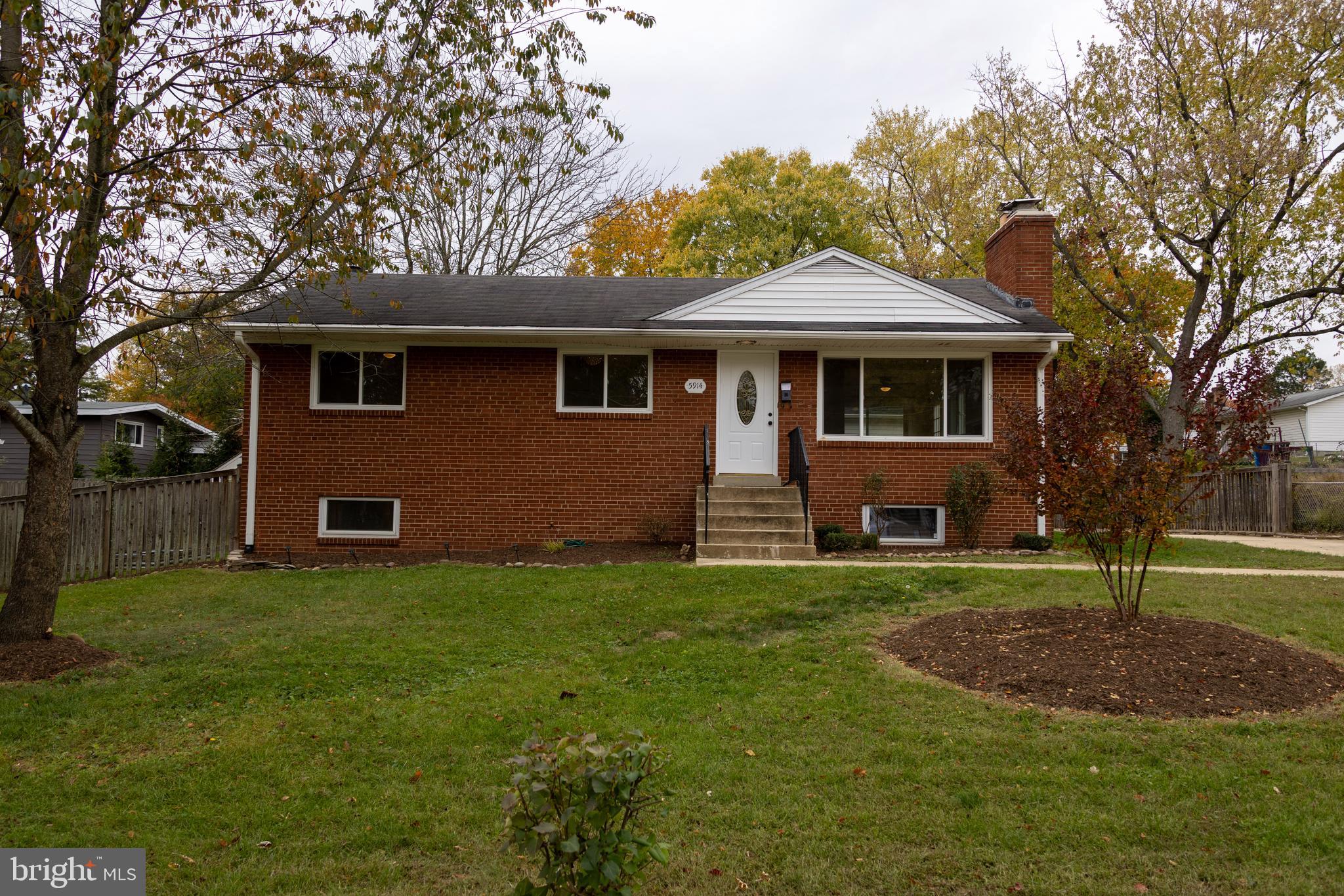 RIDGE VIEW ESTATES - Residential Lease